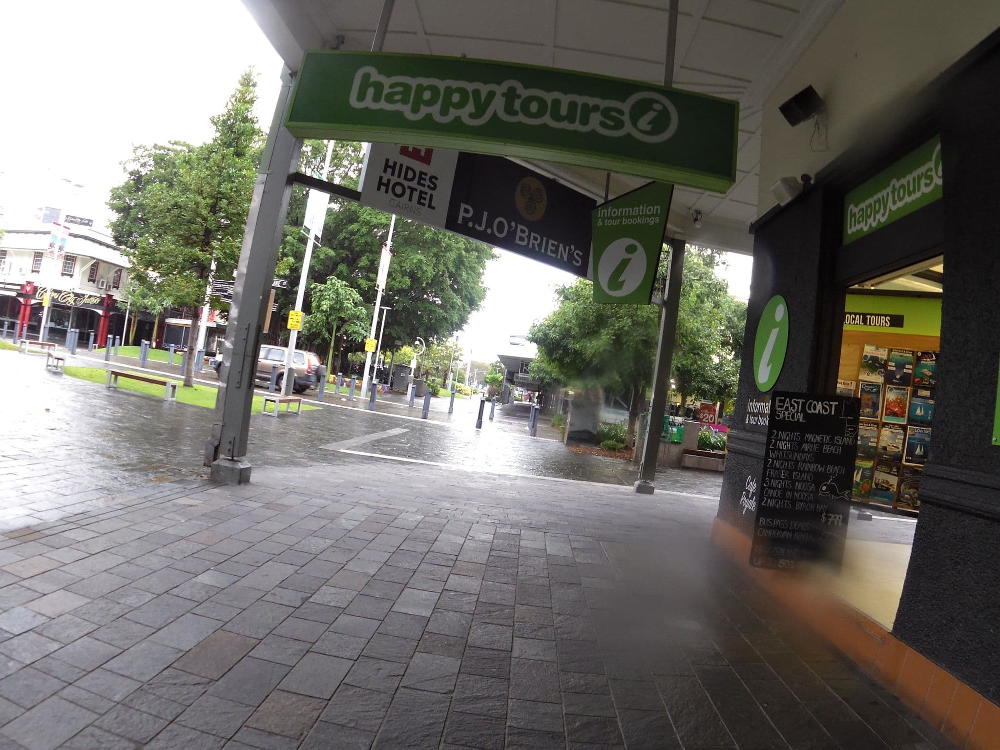 Street view near Hides Hotel Cairns, Cairns City — © skillsy (CC BY-SA · Mapillary)