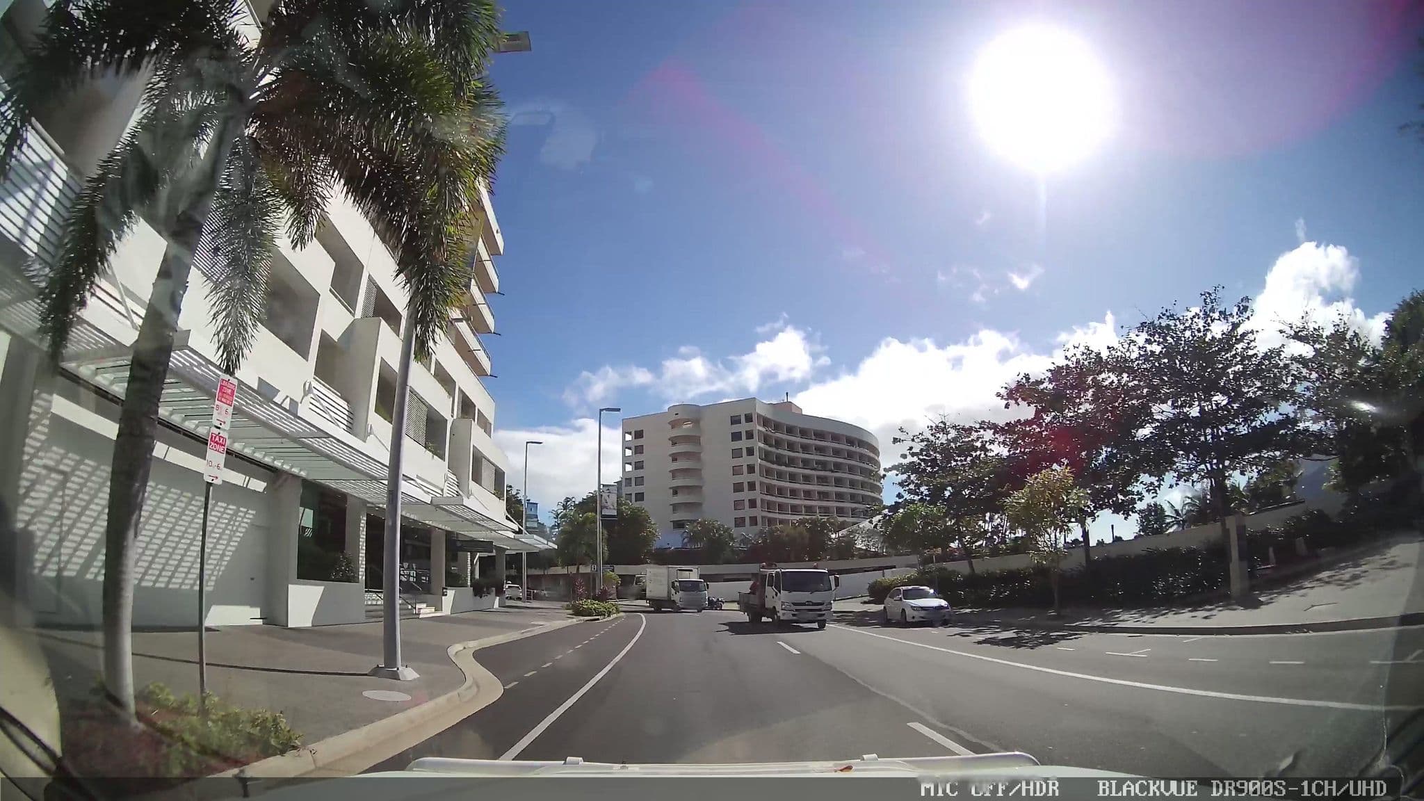Street view near Pullman Reef Hotel Casino, Cairns City — © jthnz (CC BY-SA · Mapillary)