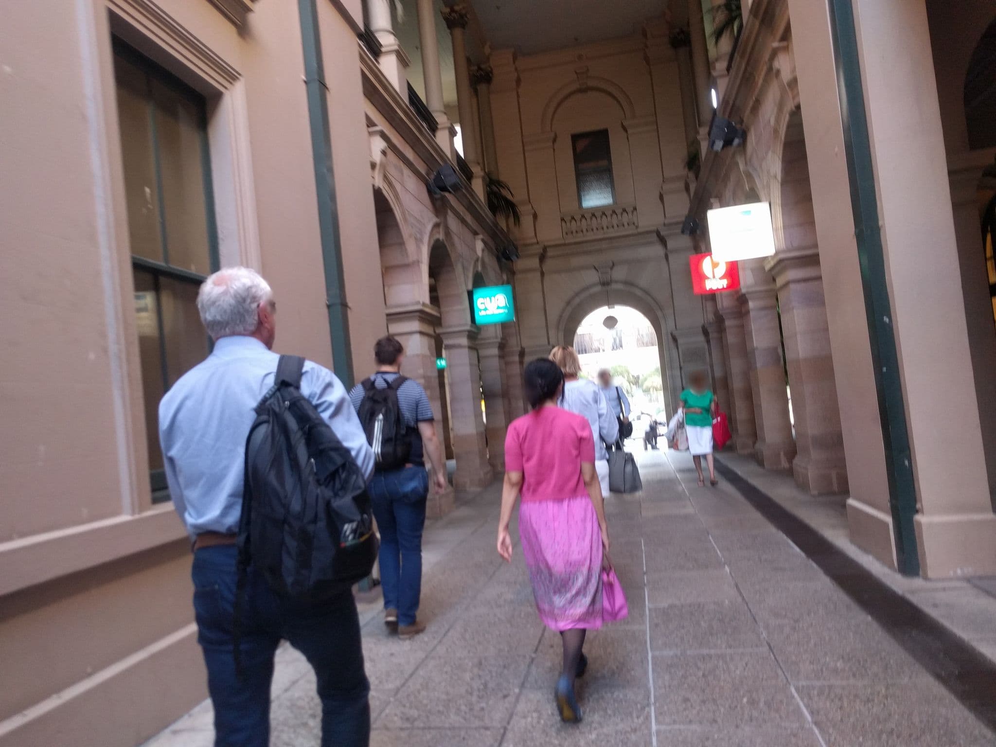 Street view near Manor Apartment Hotel - One-Bedroom Apartment with Queen Bed, Brisbane — © davidbdean (CC BY-SA · Mapillary)