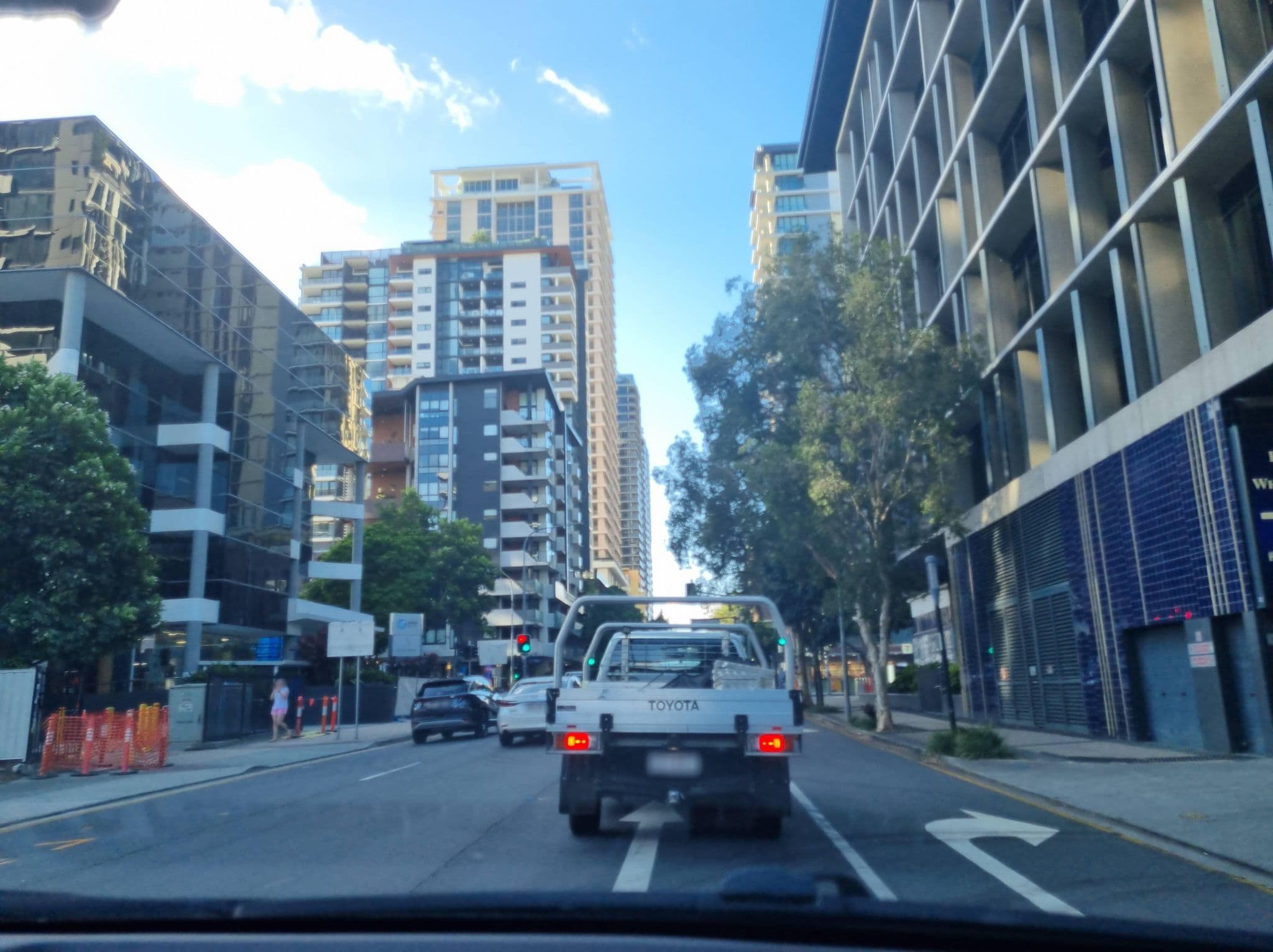 Street view near Atlas Apartments by CLLIX, South Brisbane — © Cyclops (CC BY-SA · Mapillary)