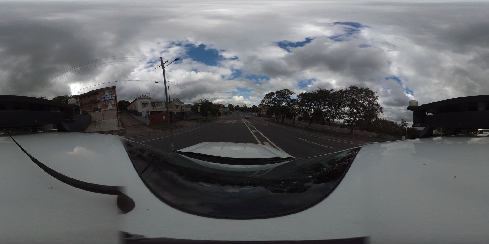 Street view near Southbank Motel, Highgate Hill — © bccamsurvey (CC BY-SA · Mapillary)