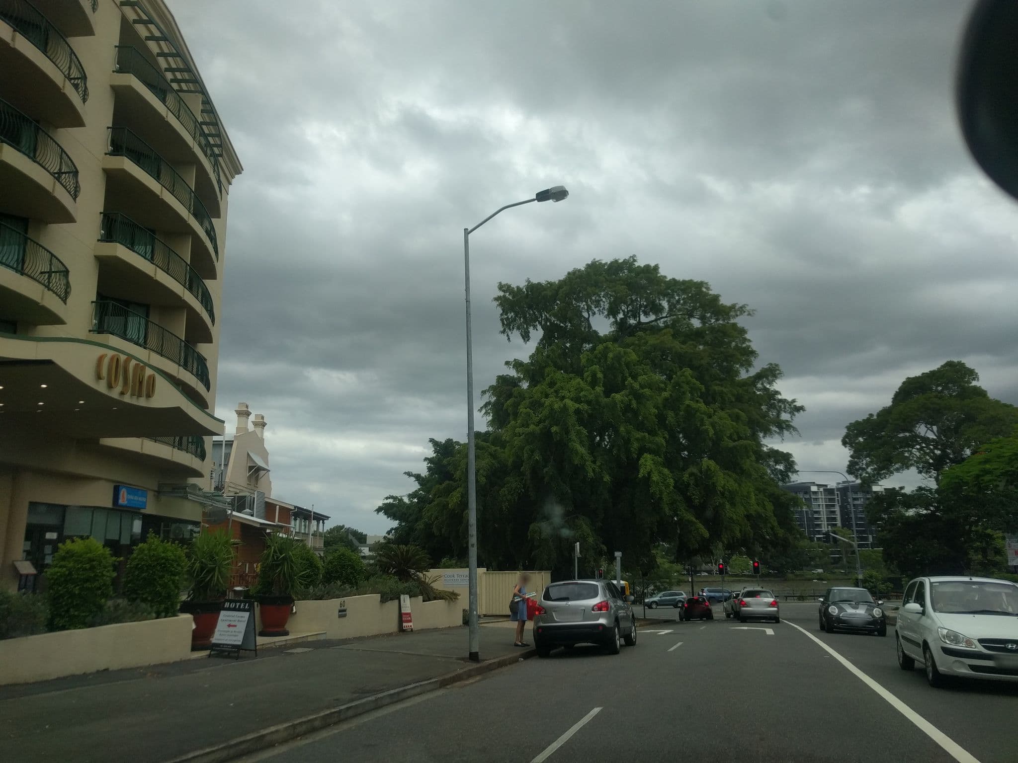Street view near Cosmo Apartment Hotel - Studio Apartment, Milton — © davidbdean (CC BY-SA · Mapillary)