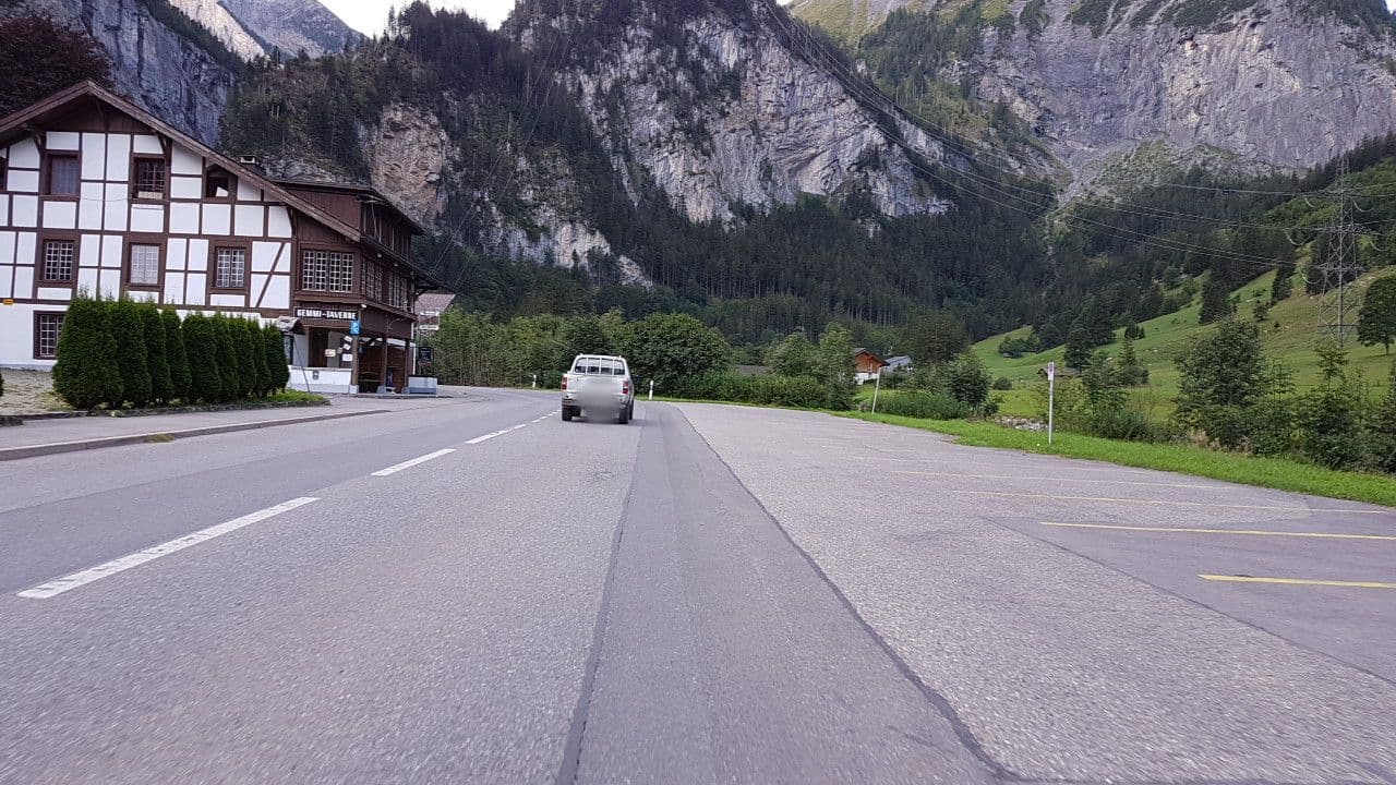 Street view near Gemmi-Lodge Backpackers, Kandersteg — © trac71 (CC BY-SA · Mapillary)