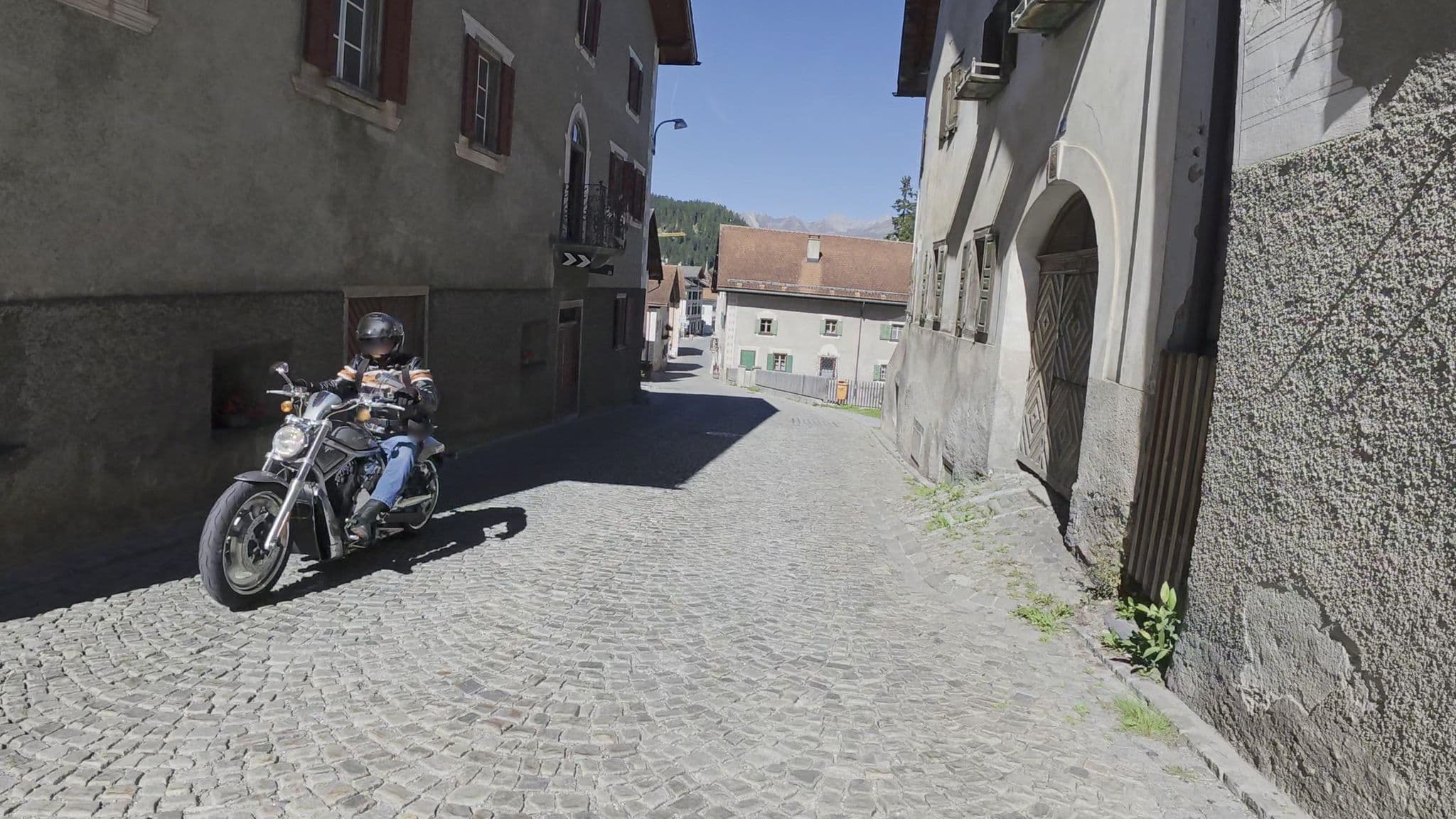 Street view near Chesa Orta, Samedan — © Guzzi_Franze (CC BY-SA · Mapillary)