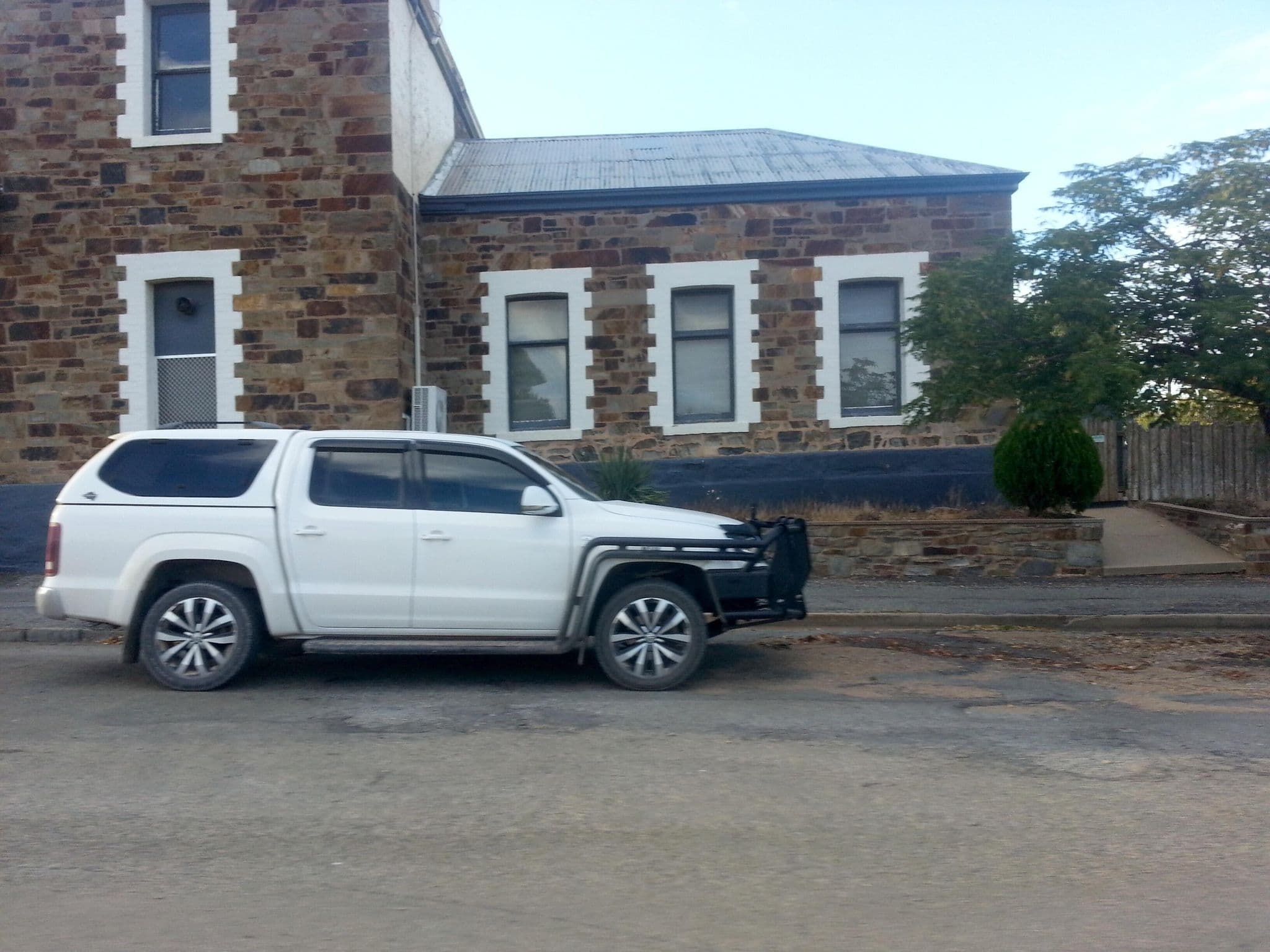 Street view near Kooringa Hotel (private residence), Burra — © bob3bob3 (CC BY-SA · Mapillary)