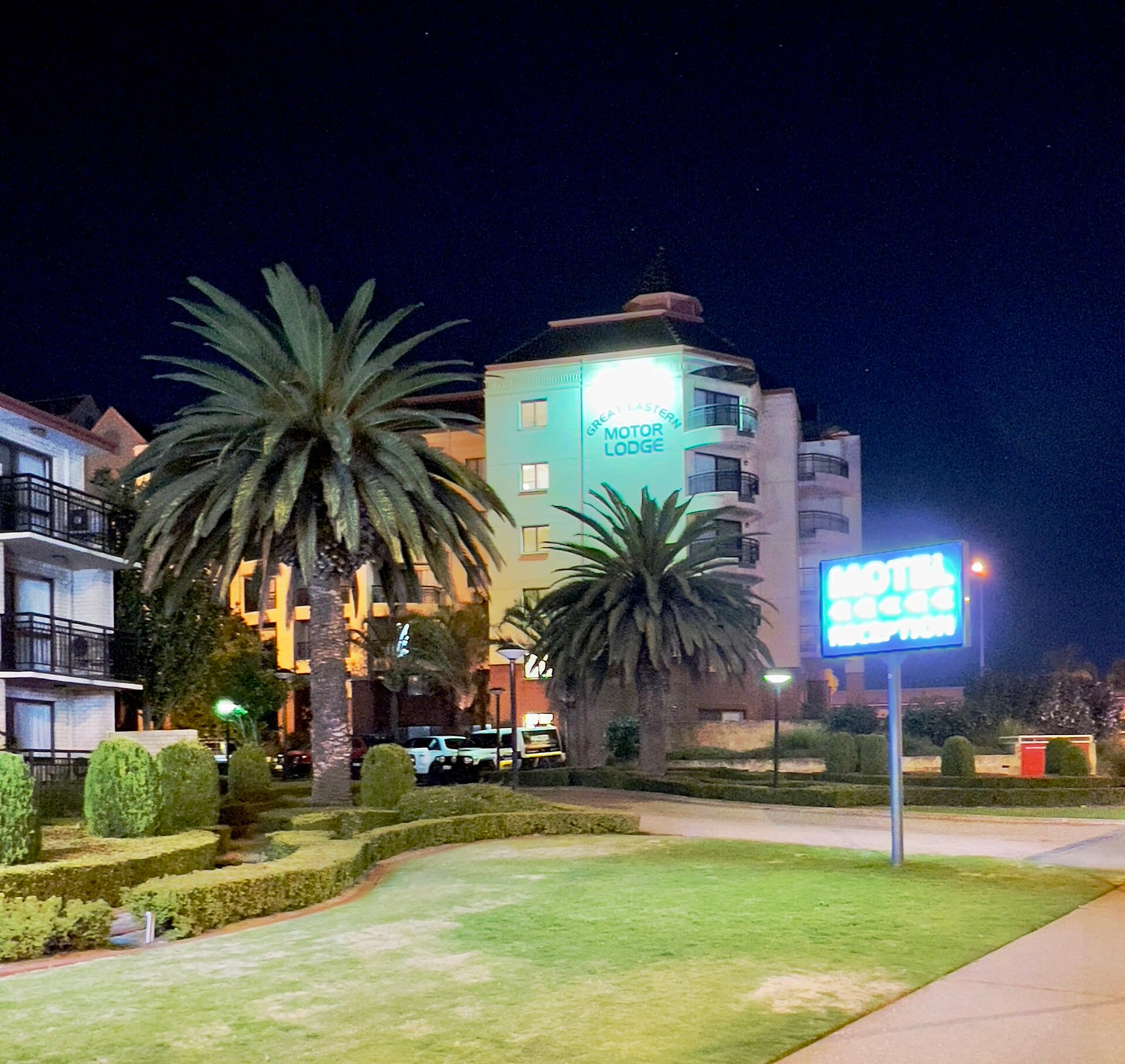Great Eastern Motor Lodge (via Wikimedia Commons, CC BY-SA 4.0)