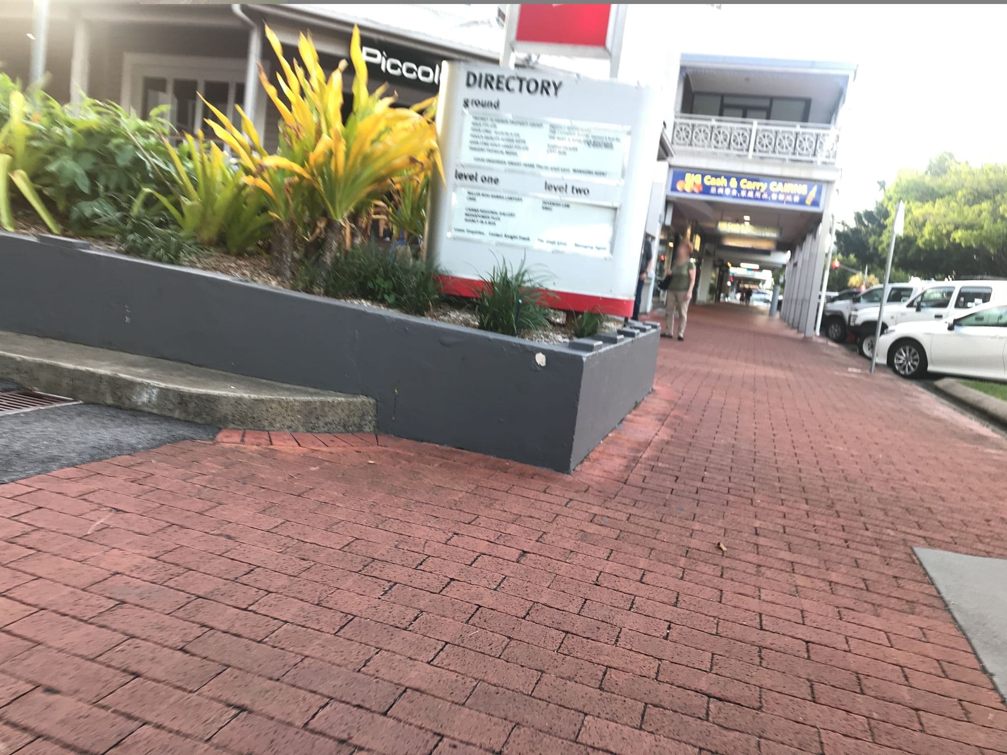 Street view near Hotel, Cairns City — © shikayose (CC BY-SA · Mapillary)