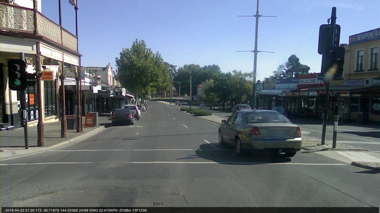 Street view near Camp Hotel, Eaglehawk — © bob3bob3 (CC BY-SA · Mapillary)