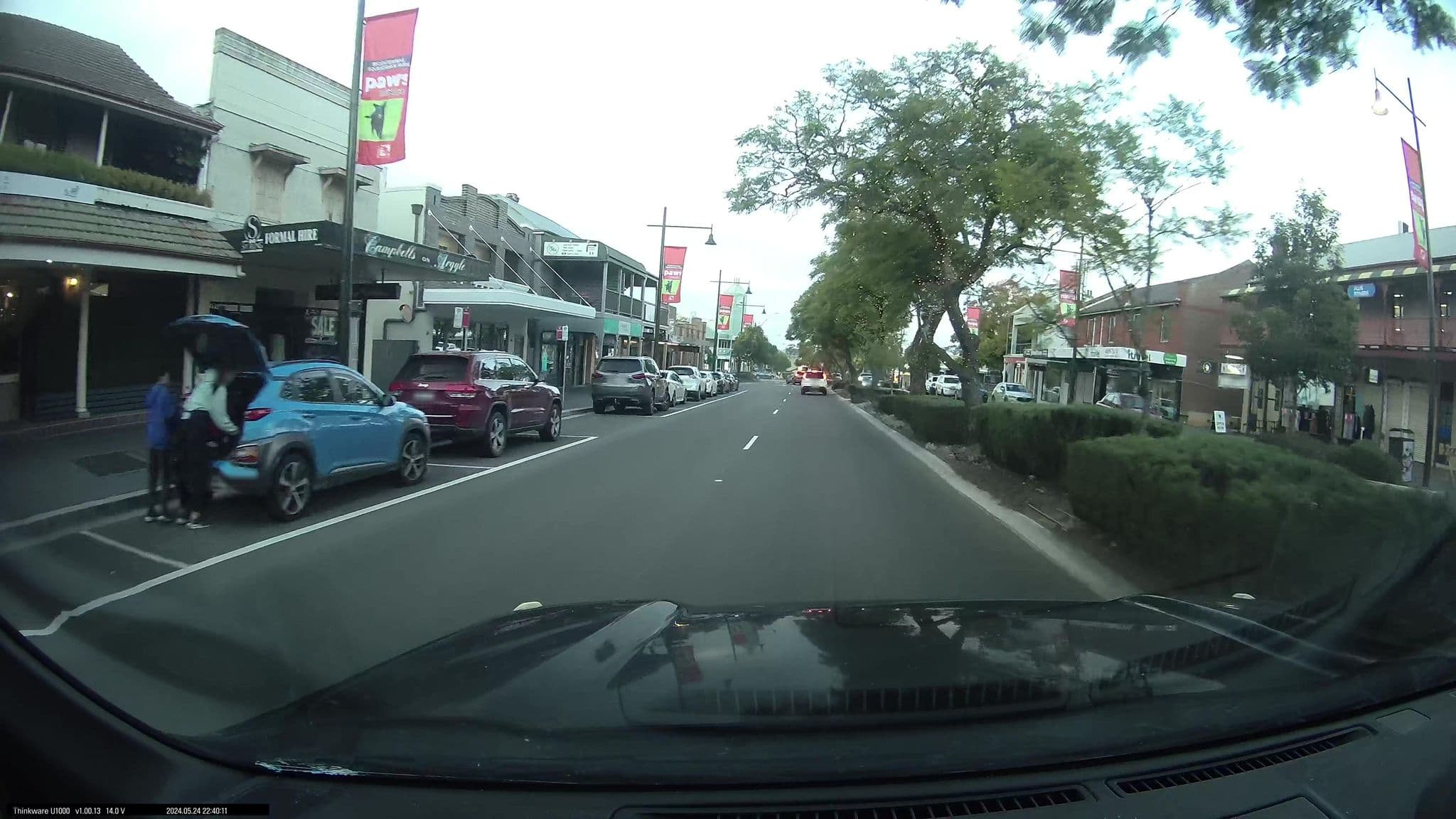 Street view near Plough & Harrow Hotel, Camden — © maxim752 (CC BY-SA · Mapillary)