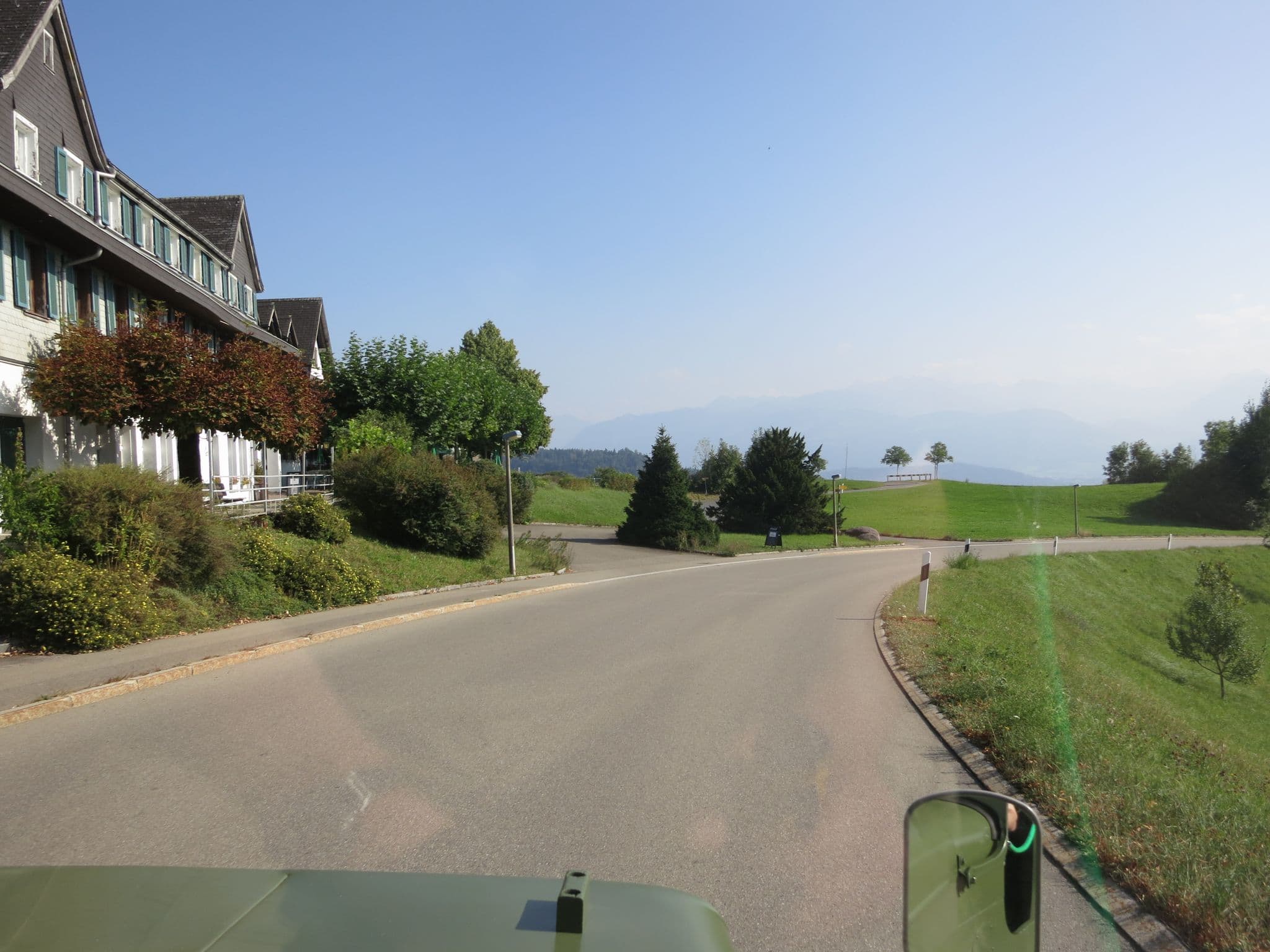 Street view near Landgasthof Hasenstrick, Hadlikon — © lto (CC BY-SA · Mapillary)