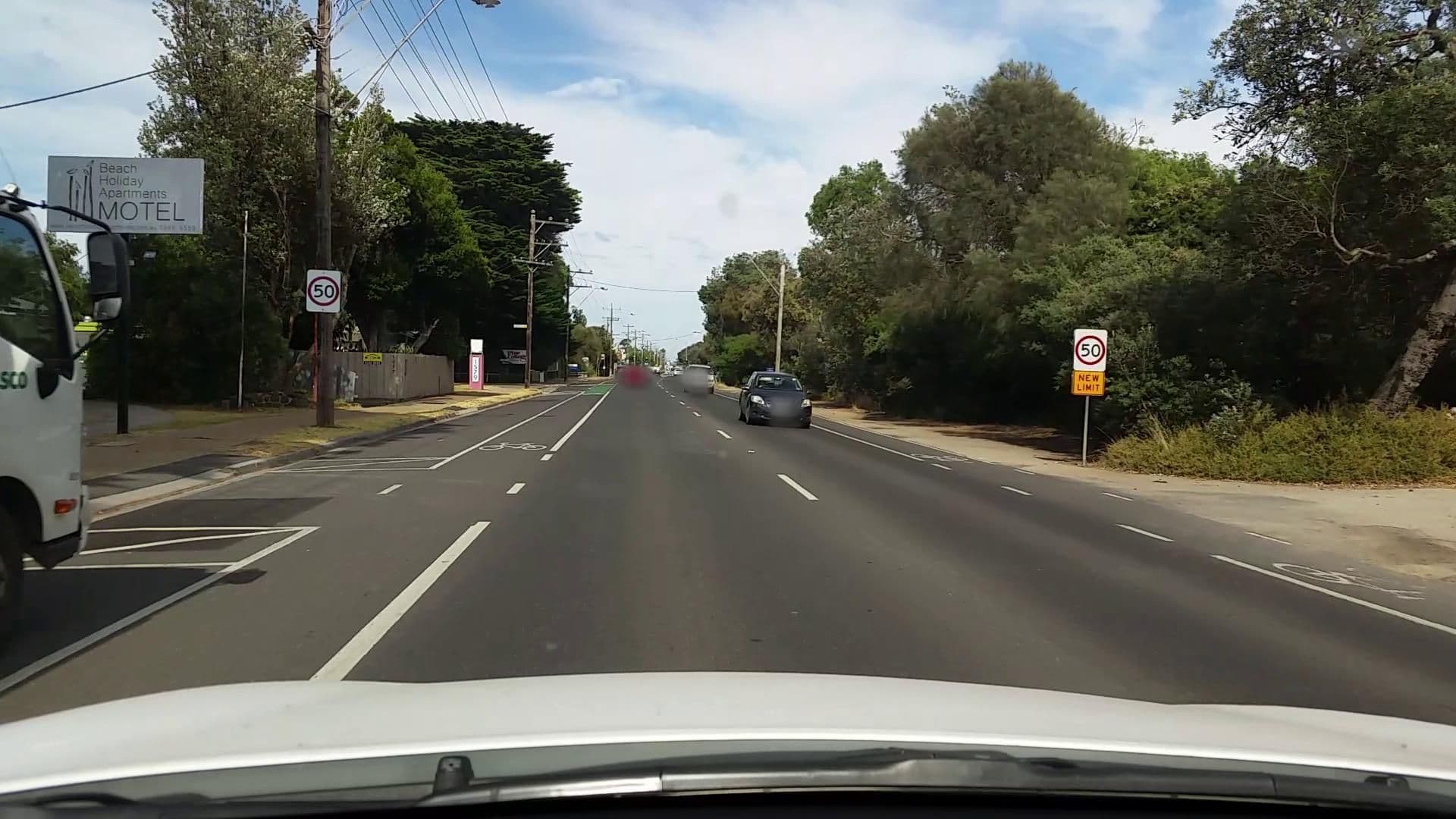 Street view near Peninsula Beach Motel, Rosebud West — © mattburt7 (CC BY-SA · Mapillary)