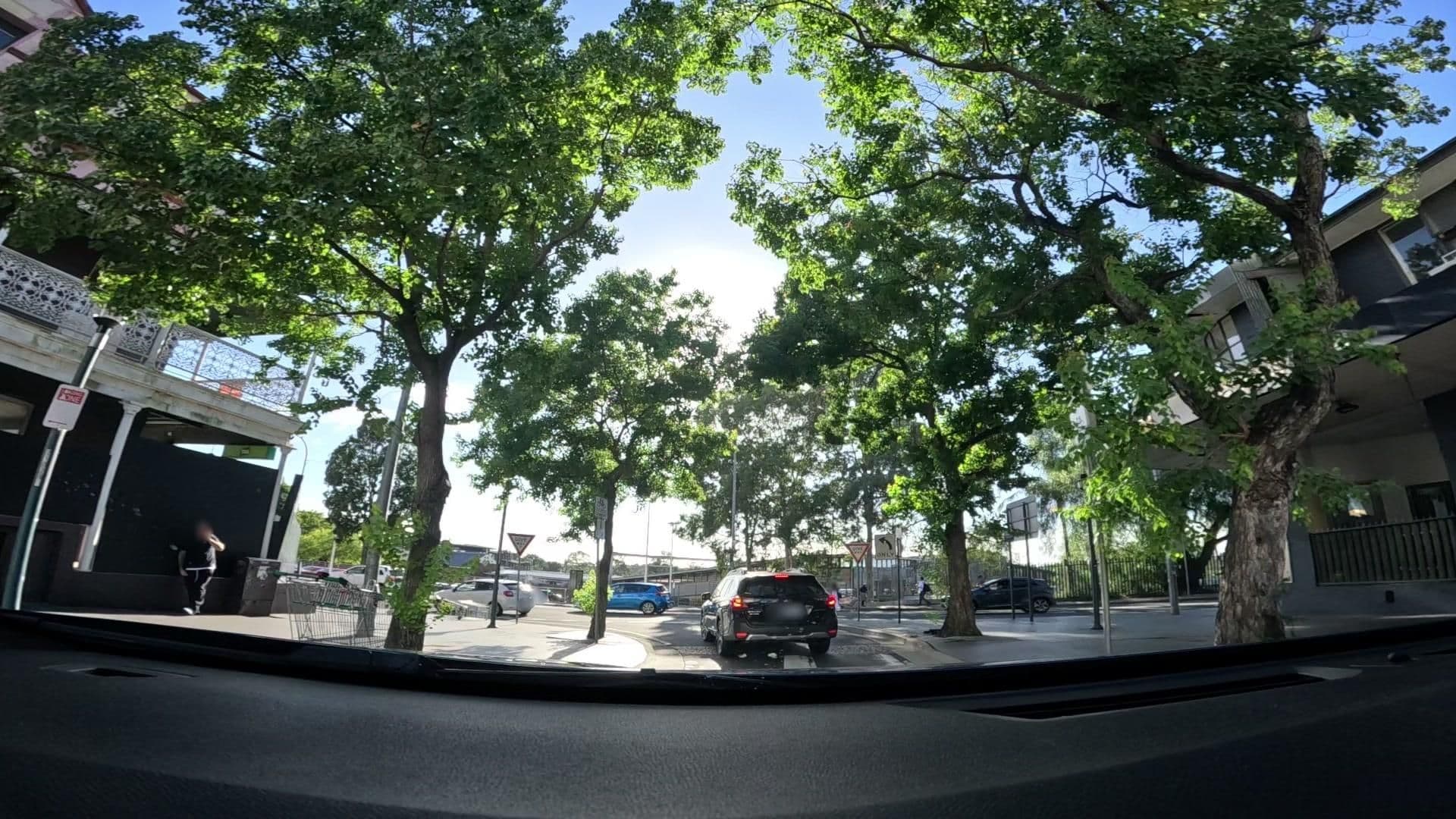 Street view near TAB Railway Hotel - Liverpool, Liverpool — © aHS (CC BY-SA · Mapillary)