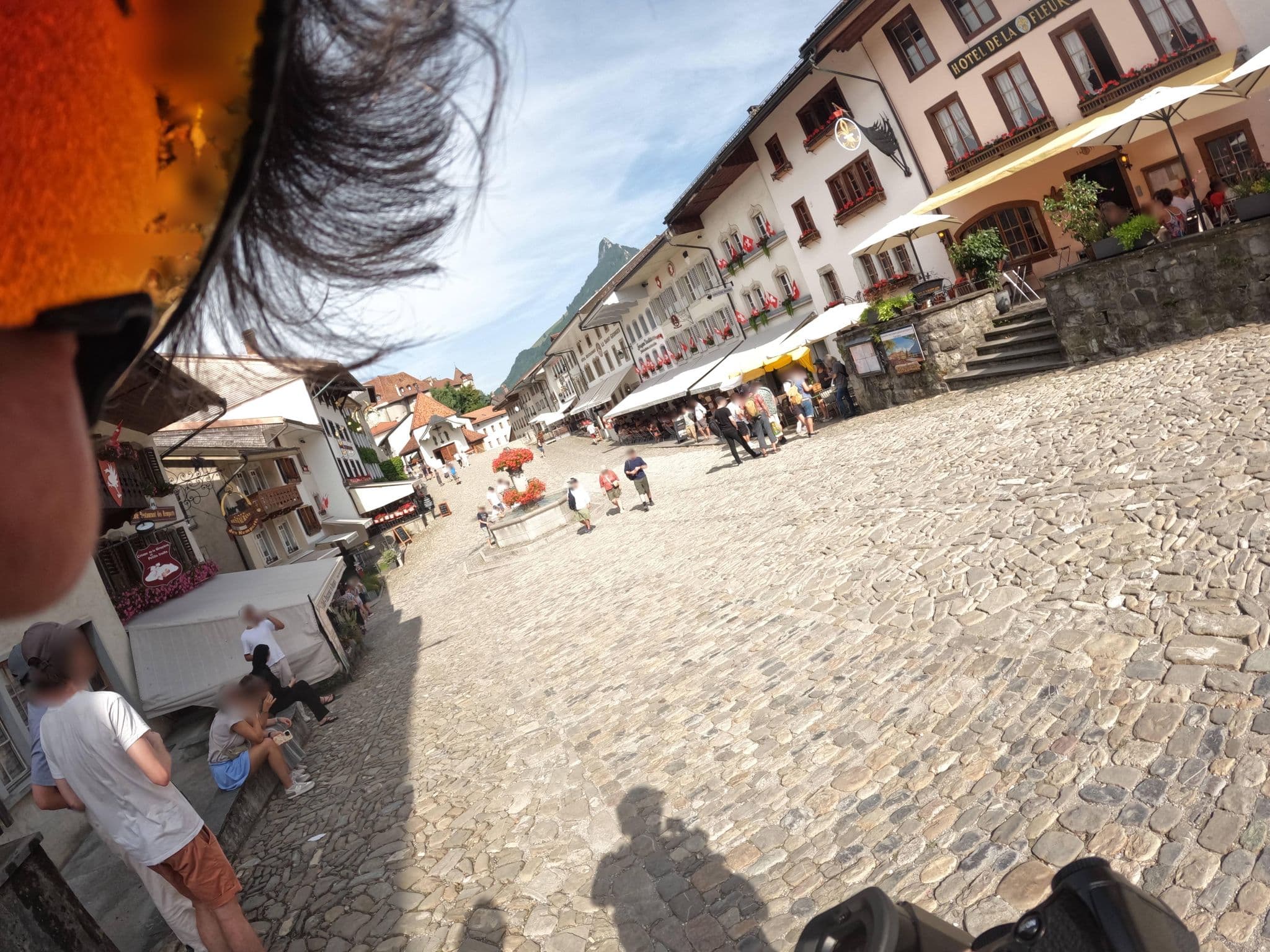 Street view near Hotel de la Fleur de Lys, Gruyères — © vinisa (CC BY-SA · Mapillary)