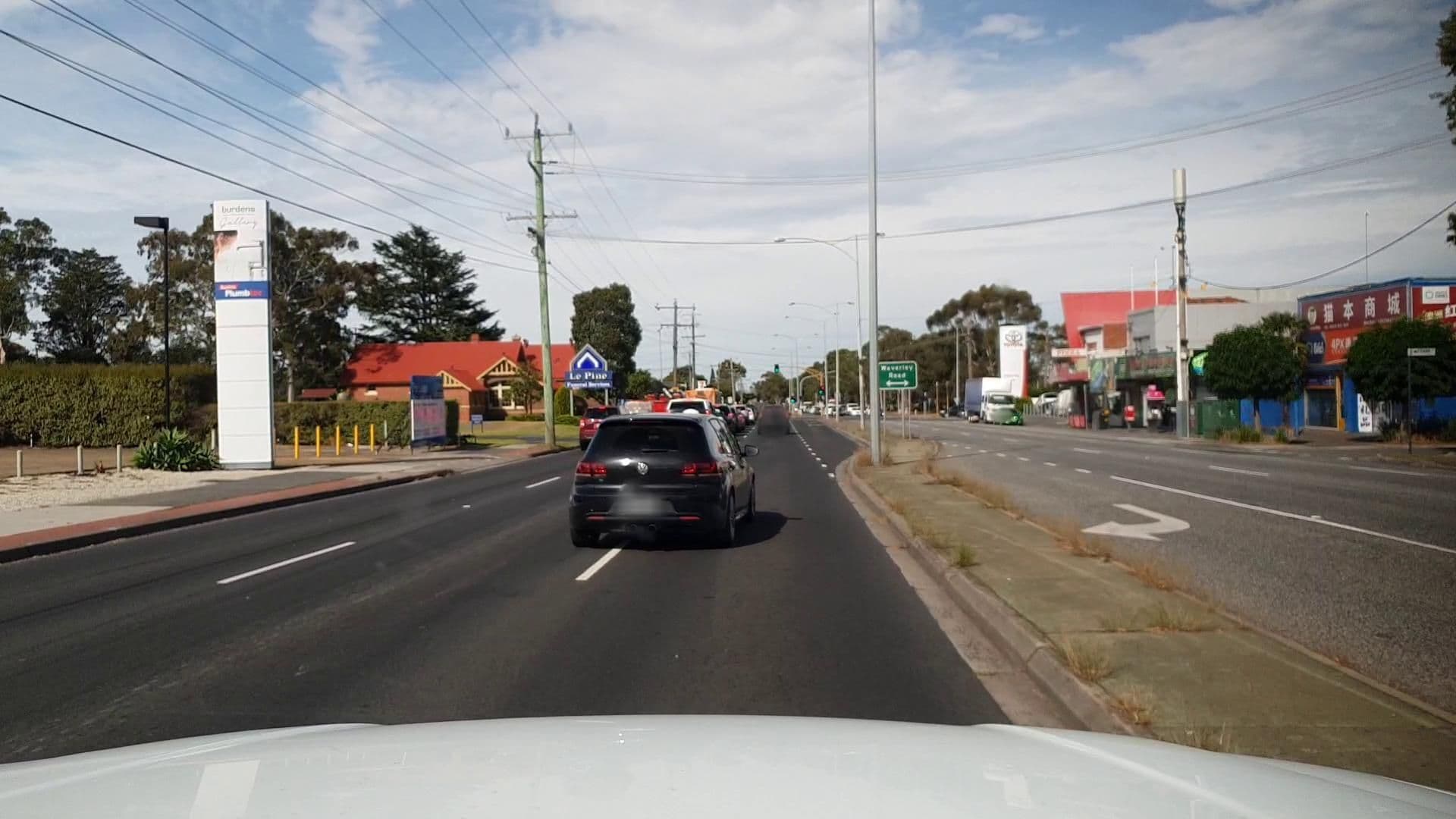 Street view near Quest Glen Waverley, Glen Waverley — © mattburt7 (CC BY-SA · Mapillary)