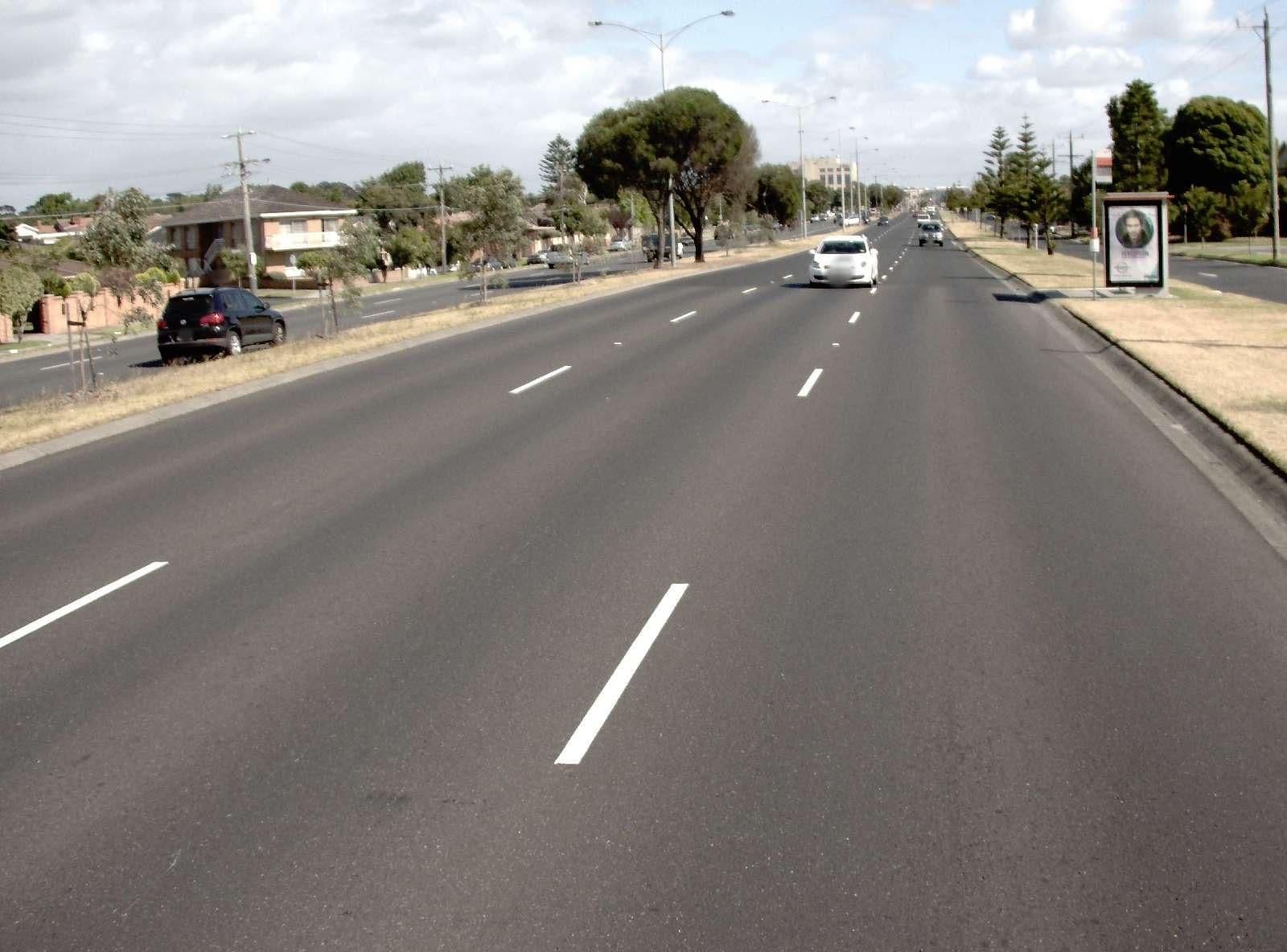 Street view near Royal Oak Hotel, Mentone — © vicroads (CC BY-SA · Mapillary)