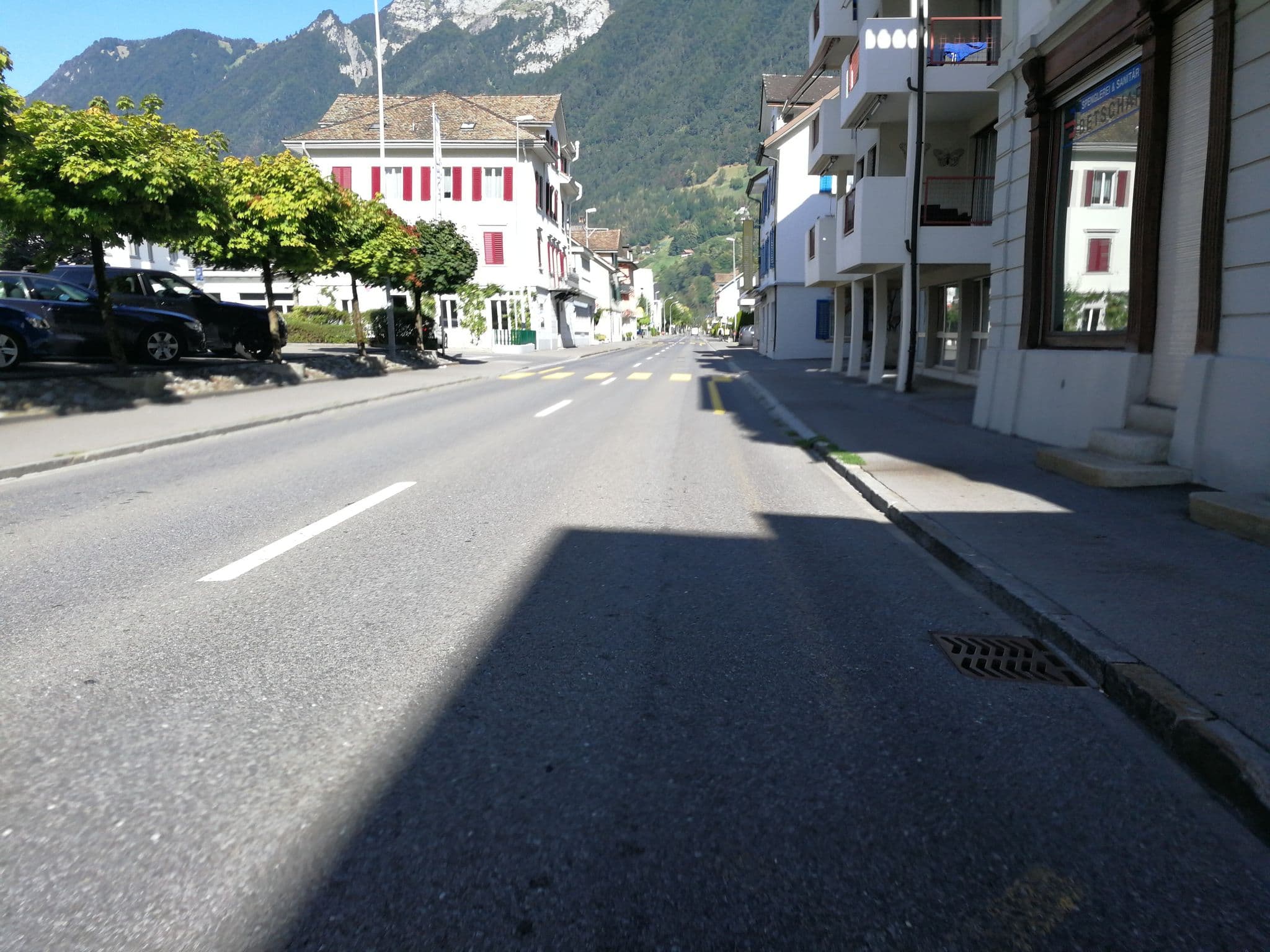 Street view near City Hotel, Ingenbohl — © barbe45 (CC BY-SA · Mapillary)