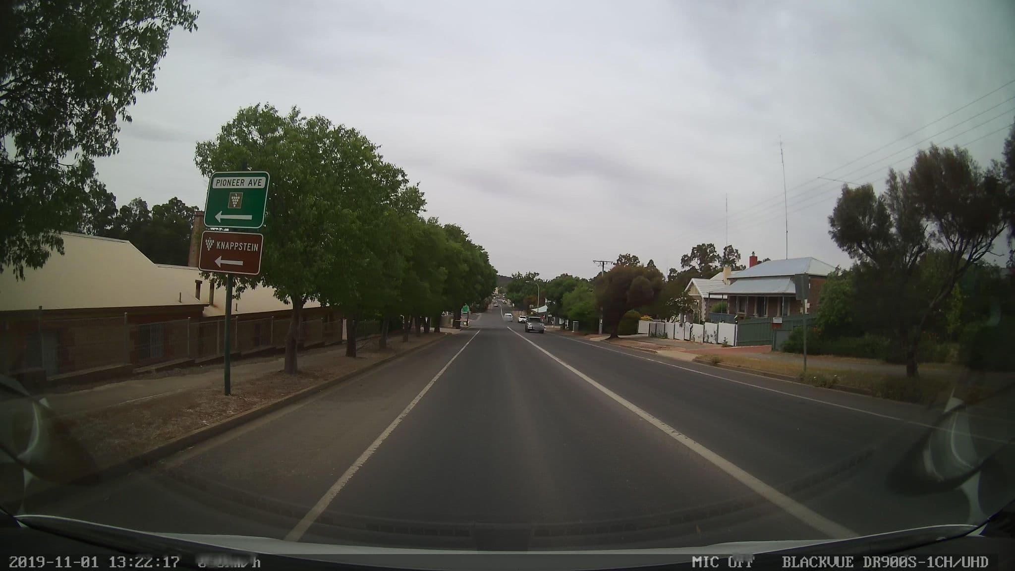 Street view near Clare Central Motel, Clare — © bob3bob3 (CC BY-SA · Mapillary)