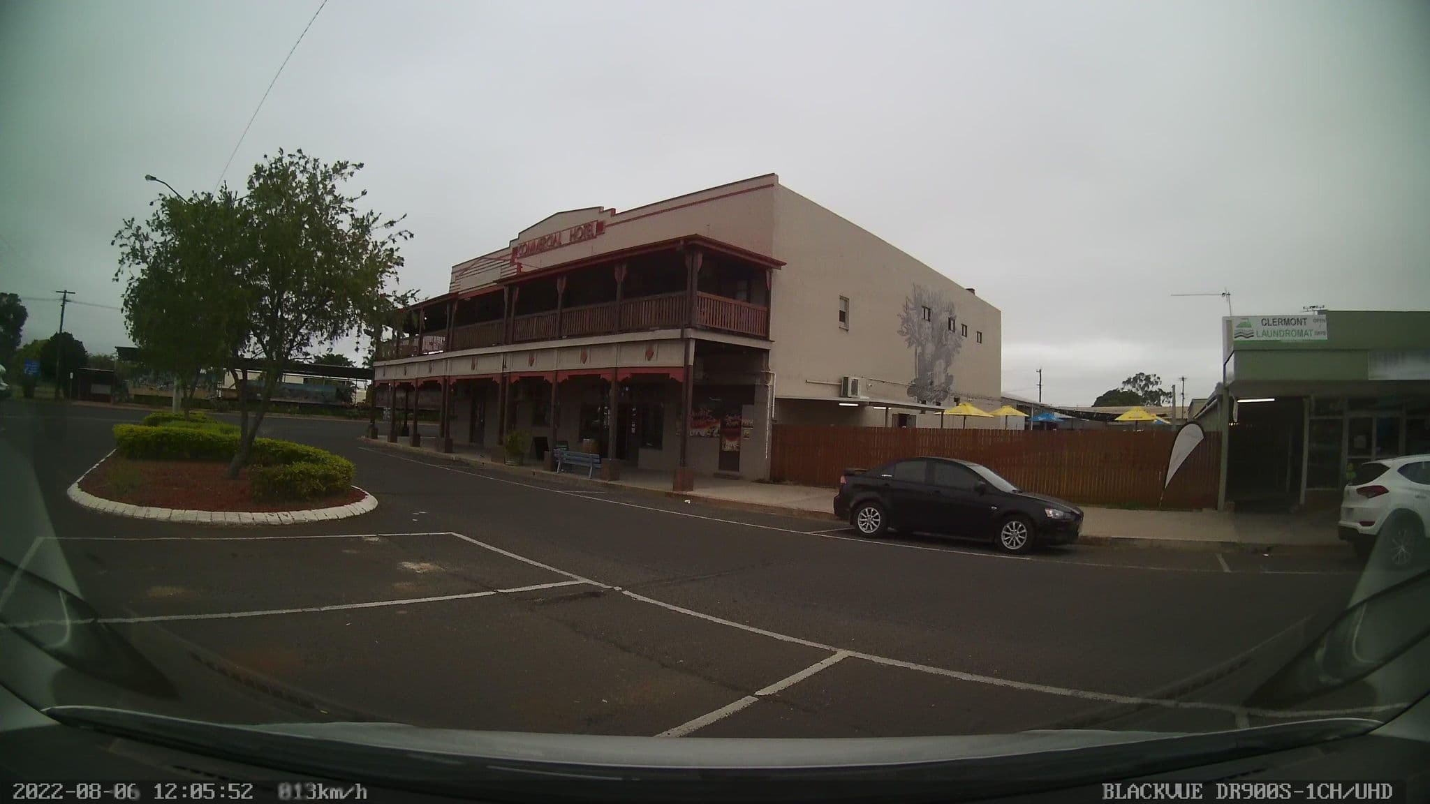 Street view near Commercial Hotel, Clermont — © bob3bob3 (CC BY-SA · Mapillary)