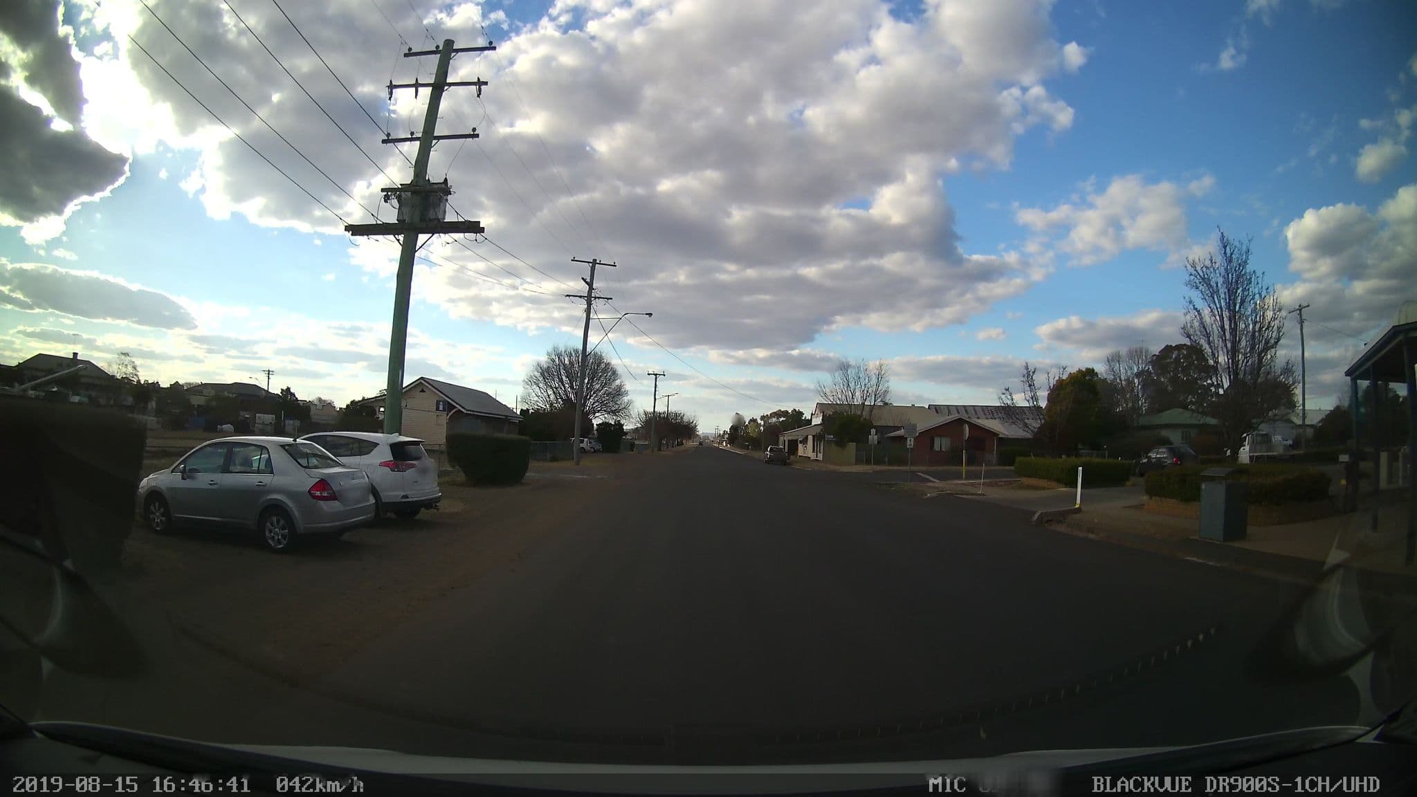 Street view near O'shanley's Irish Hotel & Restaurant, Clifton — © bob3bob3 (CC BY-SA · Mapillary)
