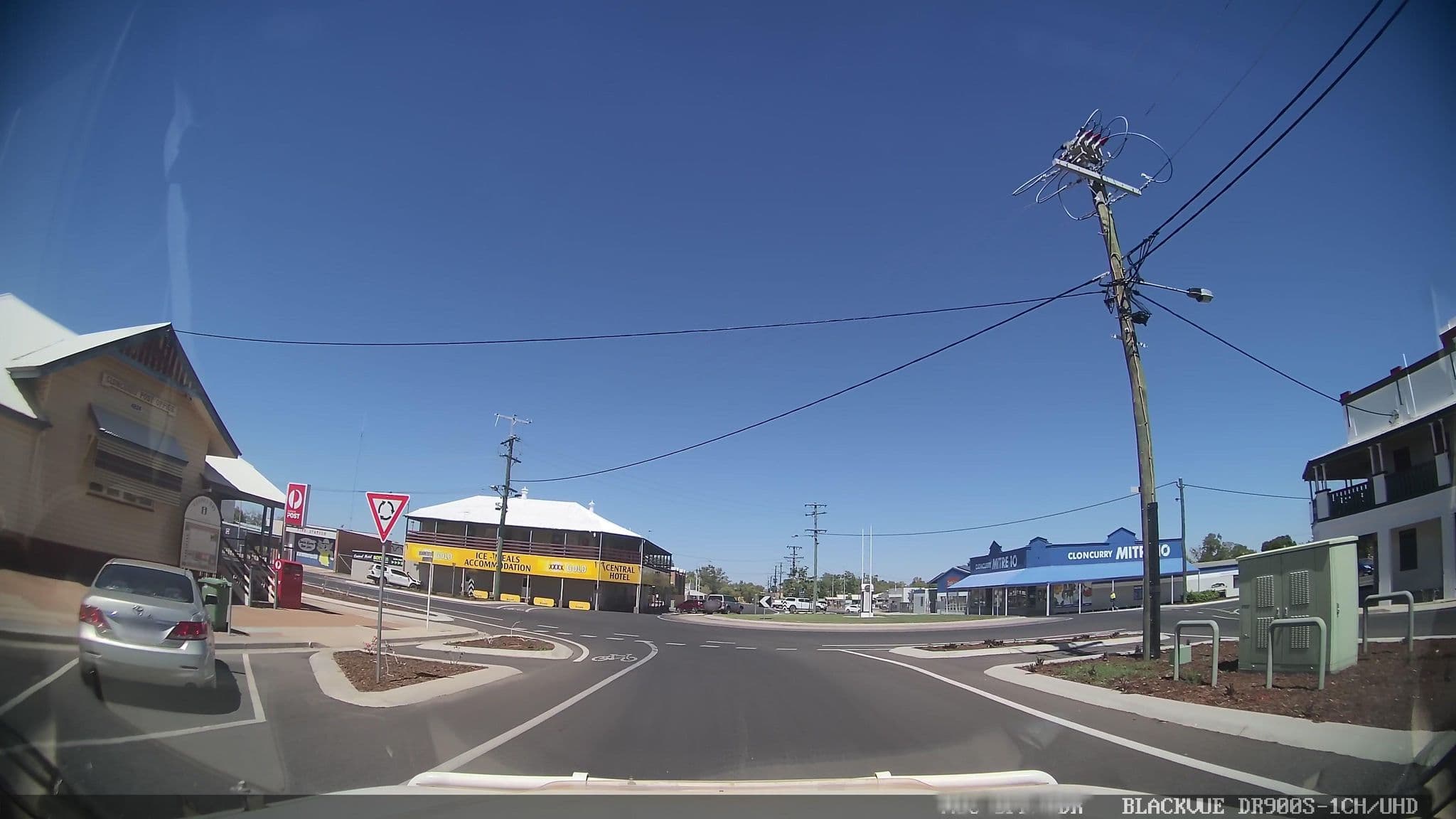 Street view near Post Office Hotel, Cloncurry — © jthnz (CC BY-SA · Mapillary)