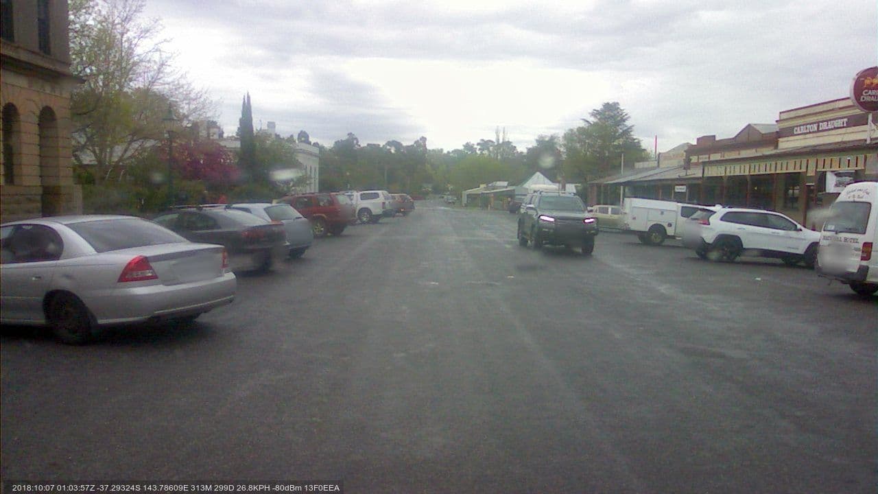 Street view near National Hotel, Clunes — © bob3bob3 (CC BY-SA · Mapillary)