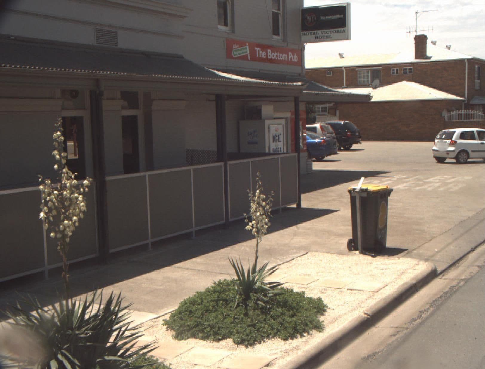 Street view near Riverside Hotel-Bottom Pub Front Bar, Cobram — © vicroads (CC BY-SA · Mapillary)