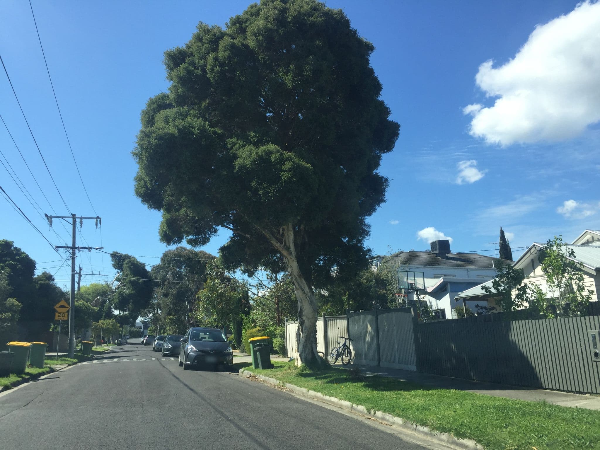 Street view near StayCentral - Fairfield 4Br home, Alphington — © ayk (CC BY-SA · Mapillary)