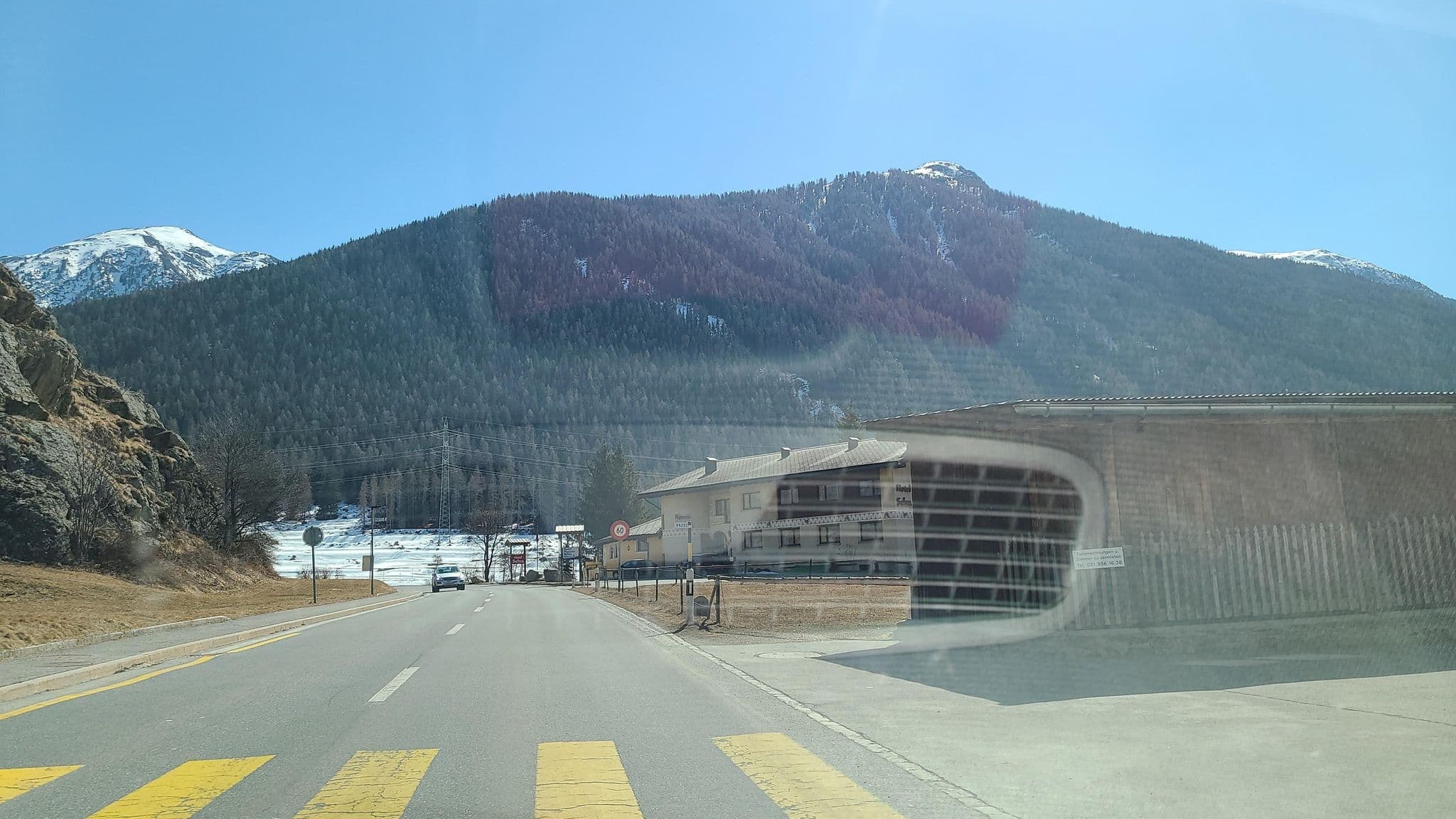 Street view near Hotel Adler, Zernez — © chrisbeddow (CC BY-SA · Mapillary)