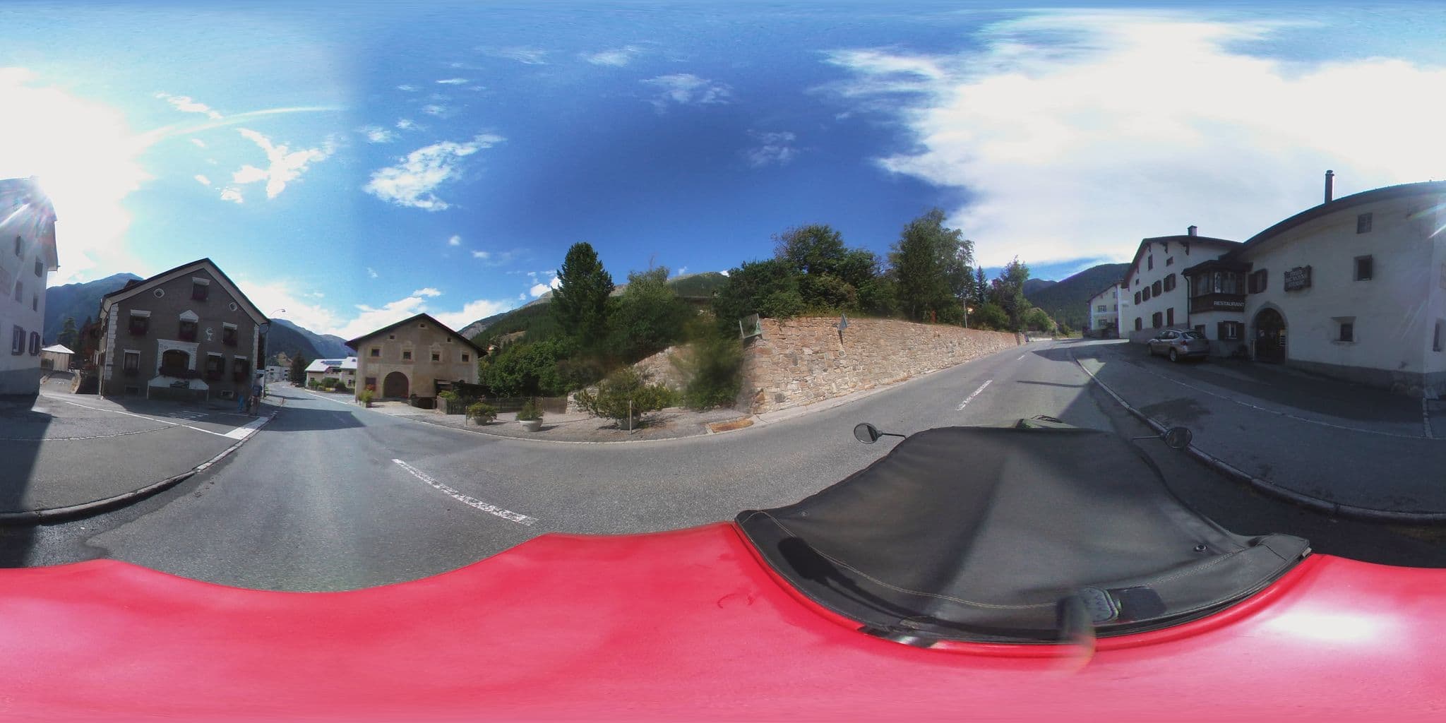 Street view near Chasa Ivraina, Zernez — © beat (CC BY-SA · Mapillary)