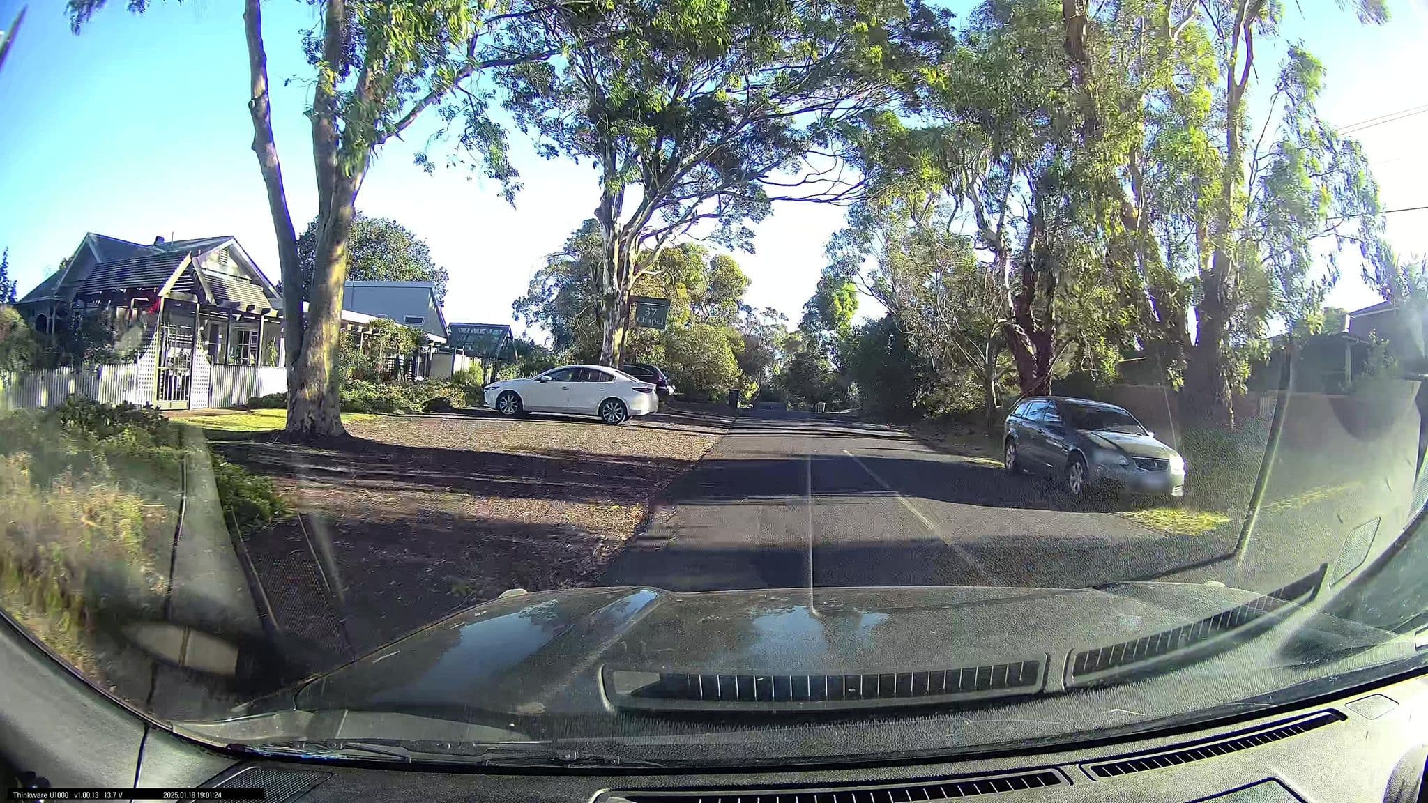Street view near Holmwood Guest House & Spa Cottages, Cowes — © maxim752 (CC BY-SA · Mapillary)