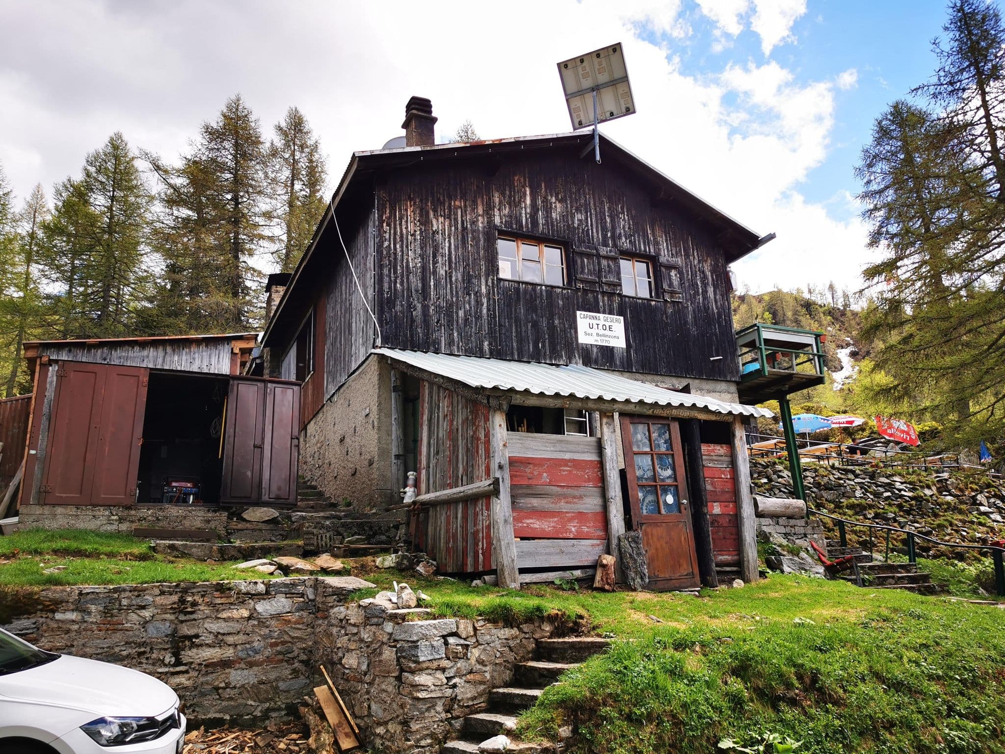 Street view near Capanna Gesero, Lumino — © kaitu (CC BY-SA · Mapillary)