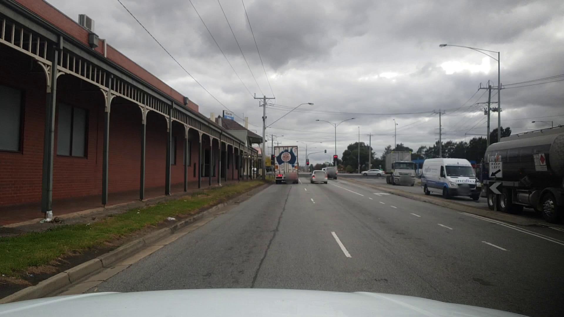 Street view near Hallam Hotel, Hallam — © mattburt7 (CC BY-SA · Mapillary)
