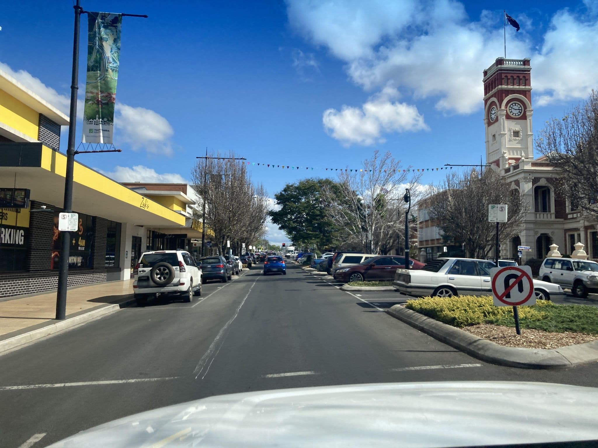Street view near Toowoomba Central Plaza Apartment Hotel Official - One-Bedroom Apartment, Toowoomba — © Tristo (CC BY-SA · Mapillary)