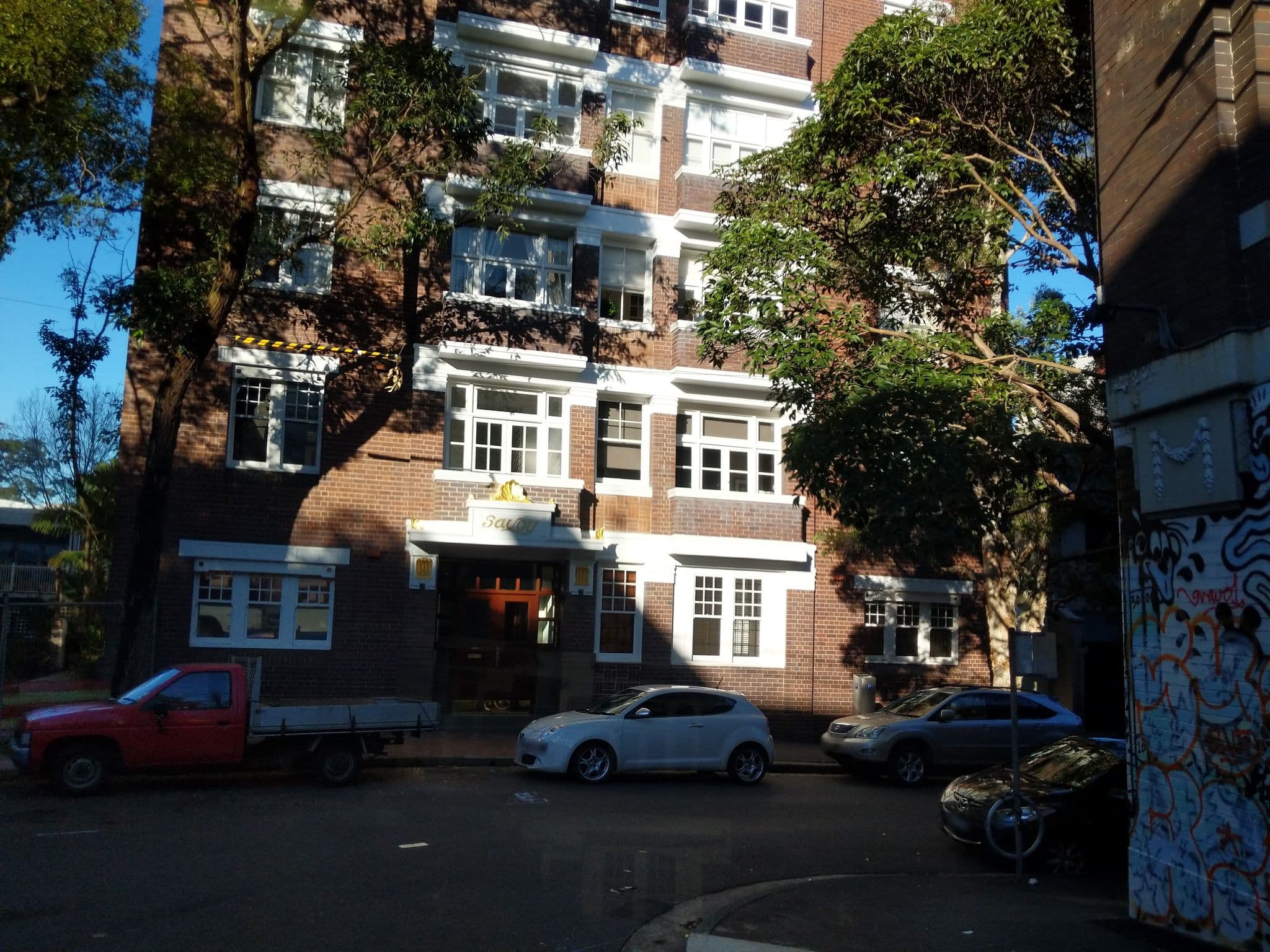 Street view near Darlo Hotel, Darlinghurst — © samcarman (CC BY-SA · Mapillary)