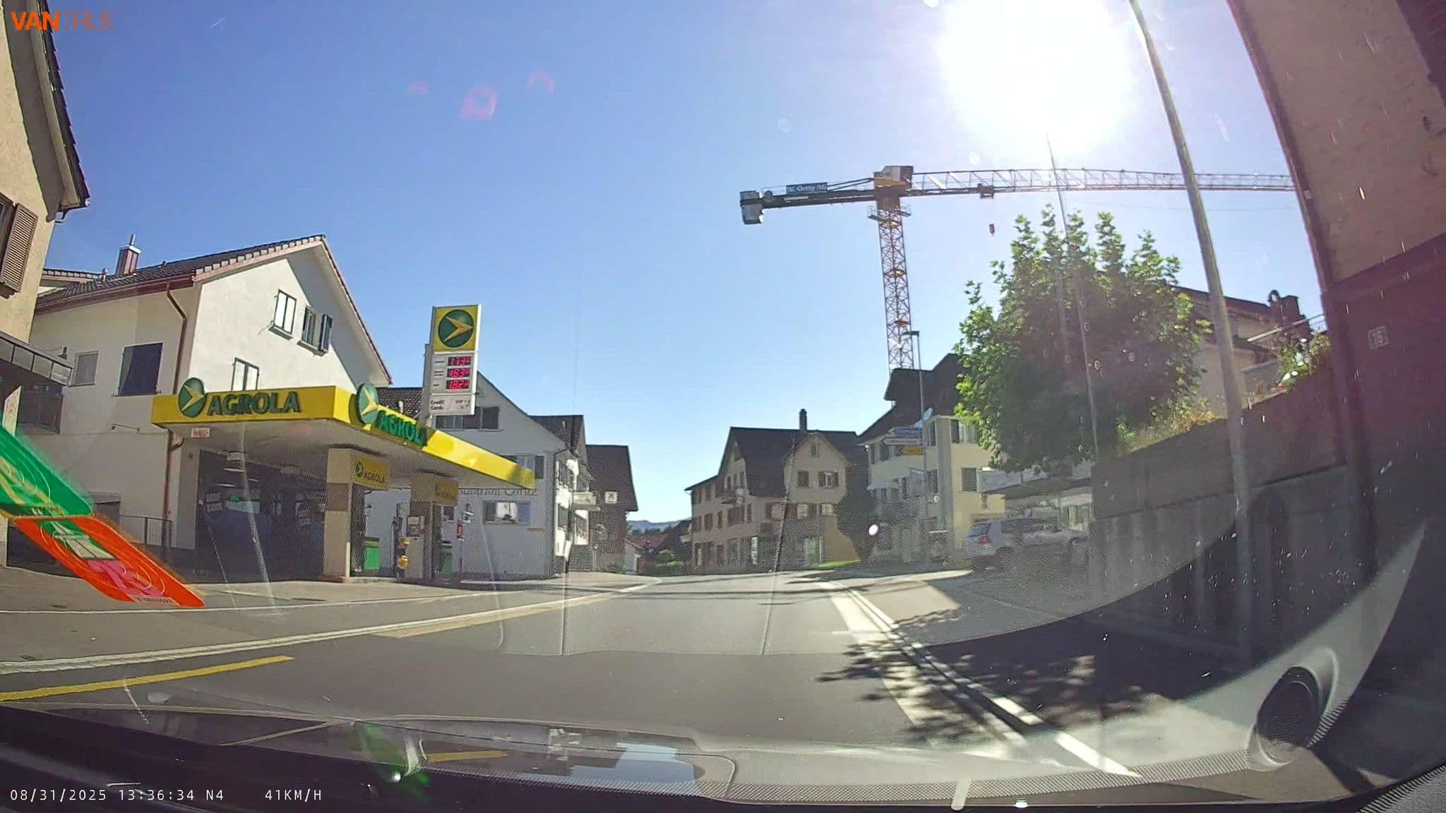 Street view near Löwen, Eschenbach — © fcignat (CC BY-SA · Mapillary)
