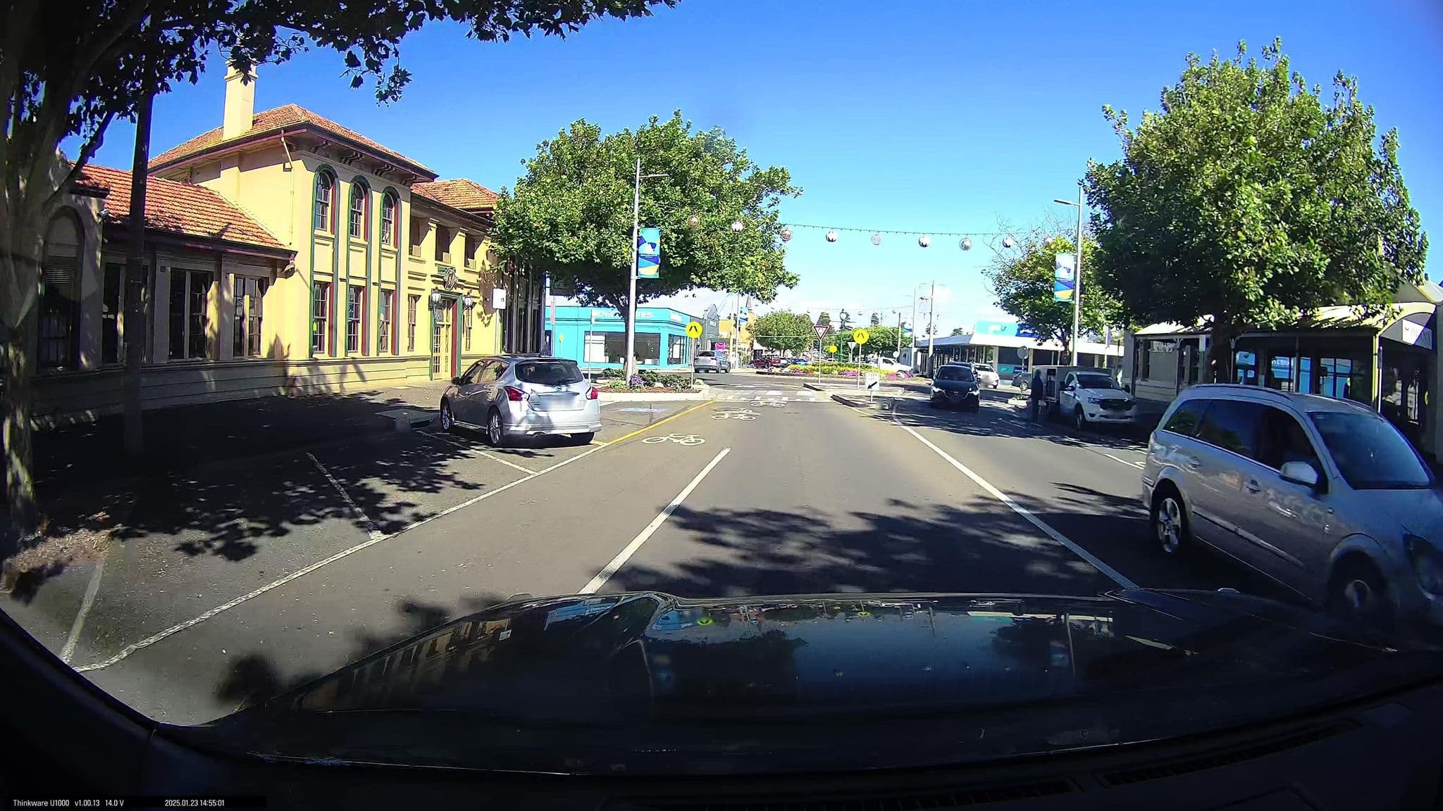 Street view near Hotel Warrnambool, Warrnambool — © maxim752 (CC BY-SA · Mapillary)