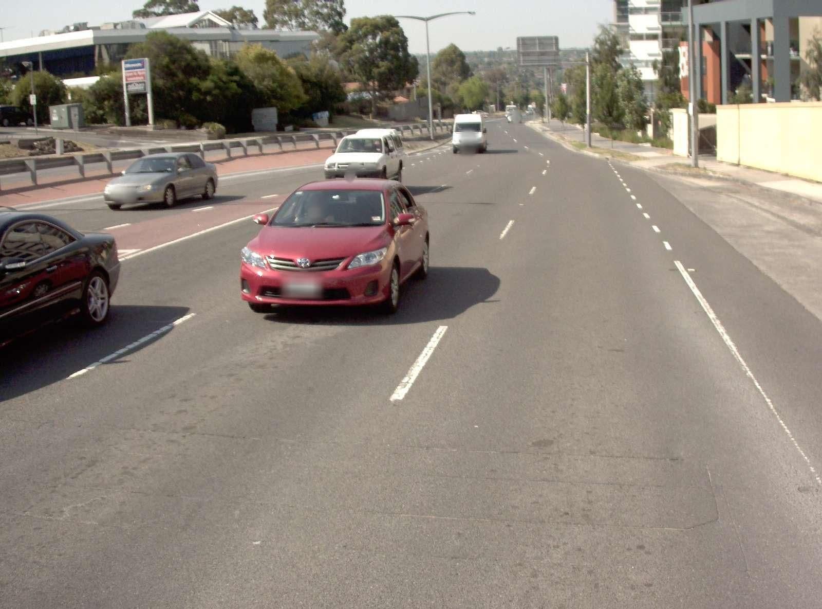 Street view near Wisdom Apartments in Doncaster, Doncaster — © vicroads (CC BY-SA · Mapillary)