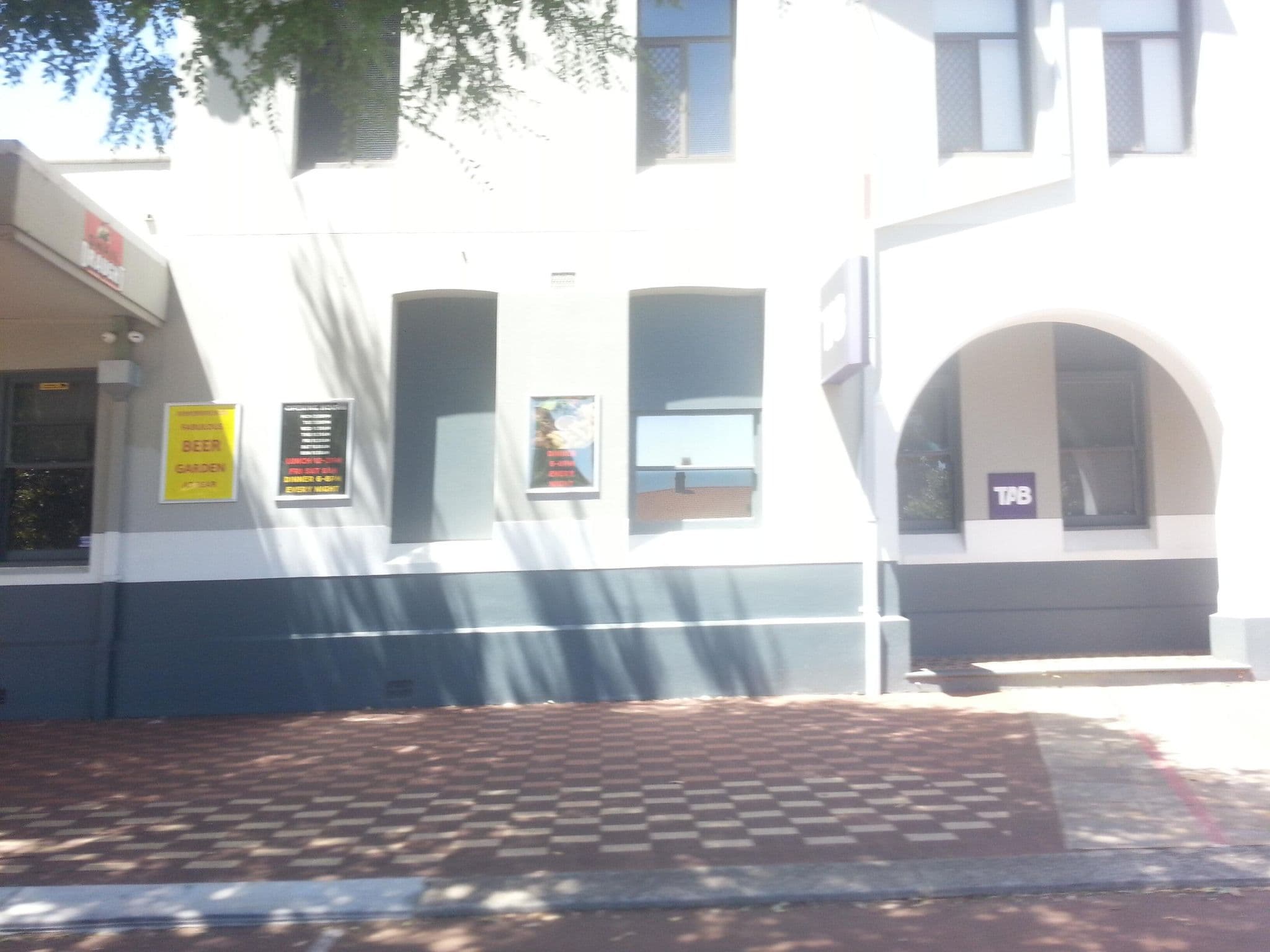 Street view near Donnybrook Hotel WA, Donnybrook — © bob3bob3 (CC BY-SA · Mapillary)