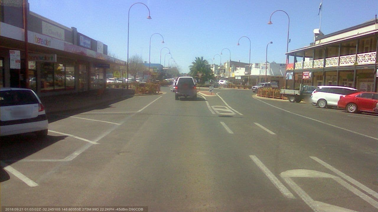 Street view near Castlereagh Hotel Dubbo, Dubbo — © bob3bob3 (CC BY-SA · Mapillary)