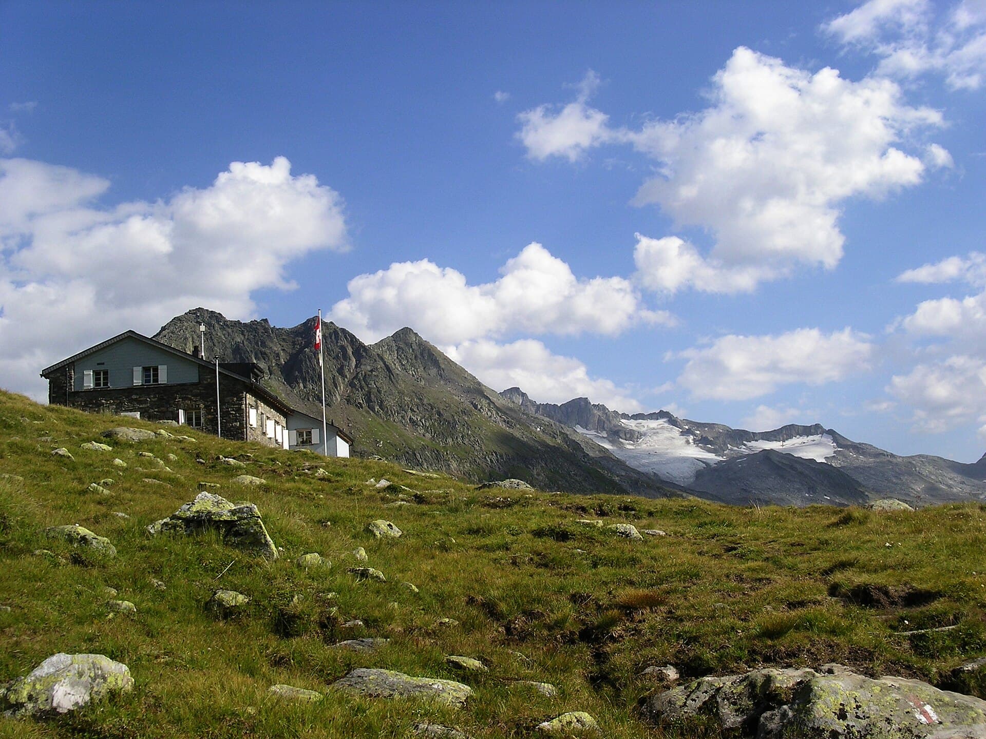 Camona da Maighels CAS (via Wikimedia Commons, CC BY-SA 3.0)