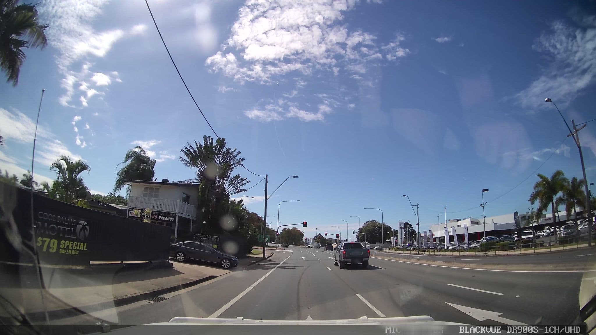 Street view near Cool Palms Motel, Mackay — © jthnz (CC BY-SA · Mapillary)