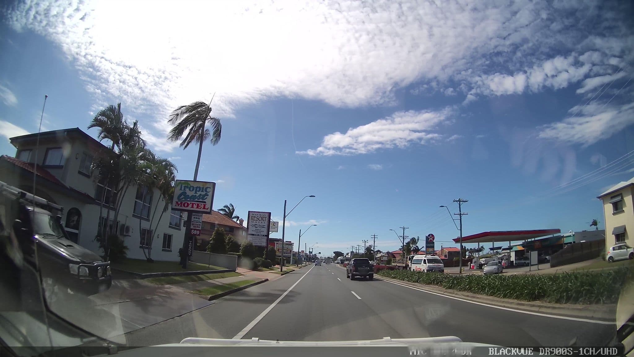 Street view near Tropic Coast Motel, Mackay — © jthnz (CC BY-SA · Mapillary)