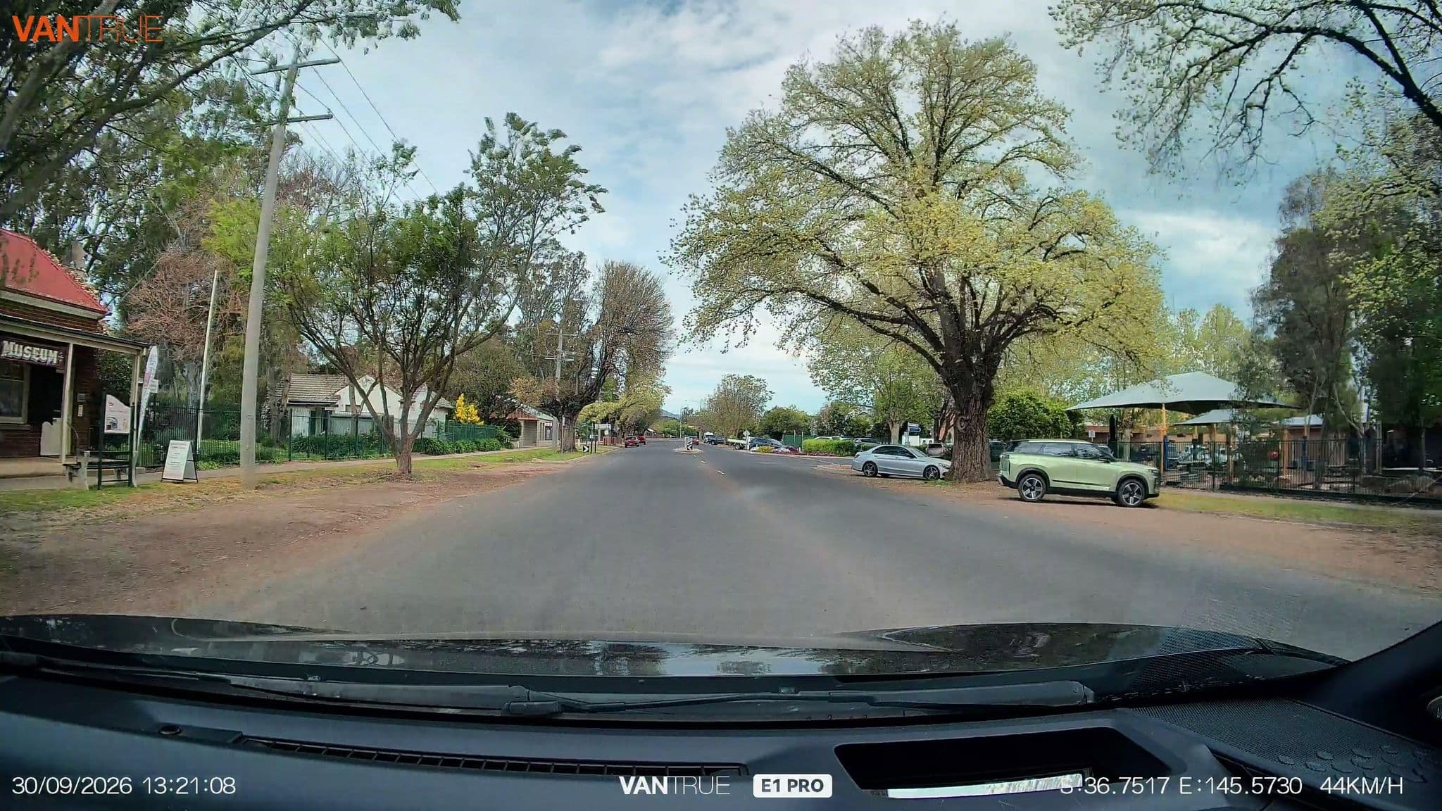 Street view near Euroa Farmers Arms Hotel Museum, Euroa — © davidar (CC BY-SA · Mapillary)