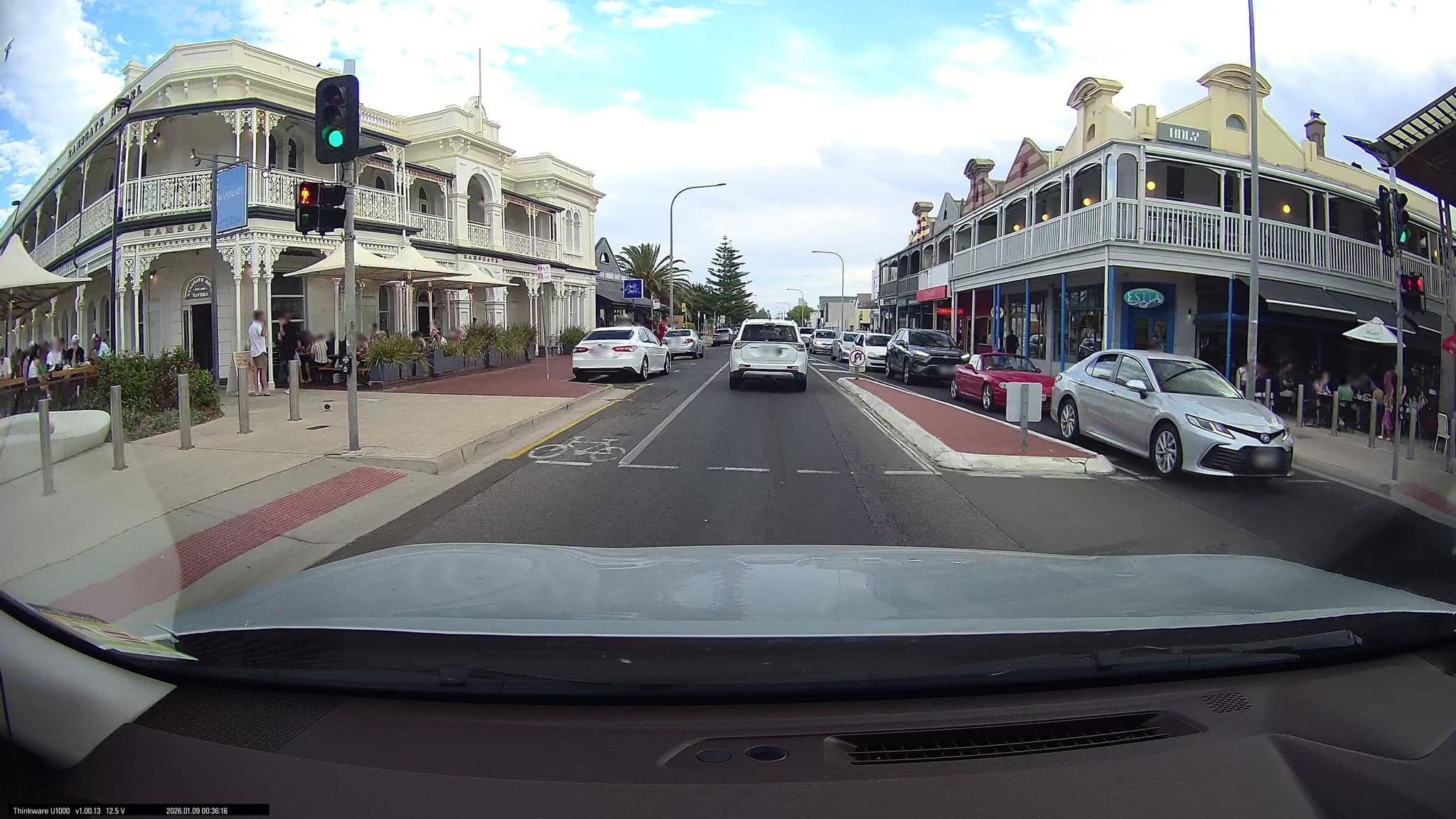 Street view near Ramsgate Hotel by Nightcap Social, Henley Beach — © maxim752 (CC BY-SA · Mapillary)