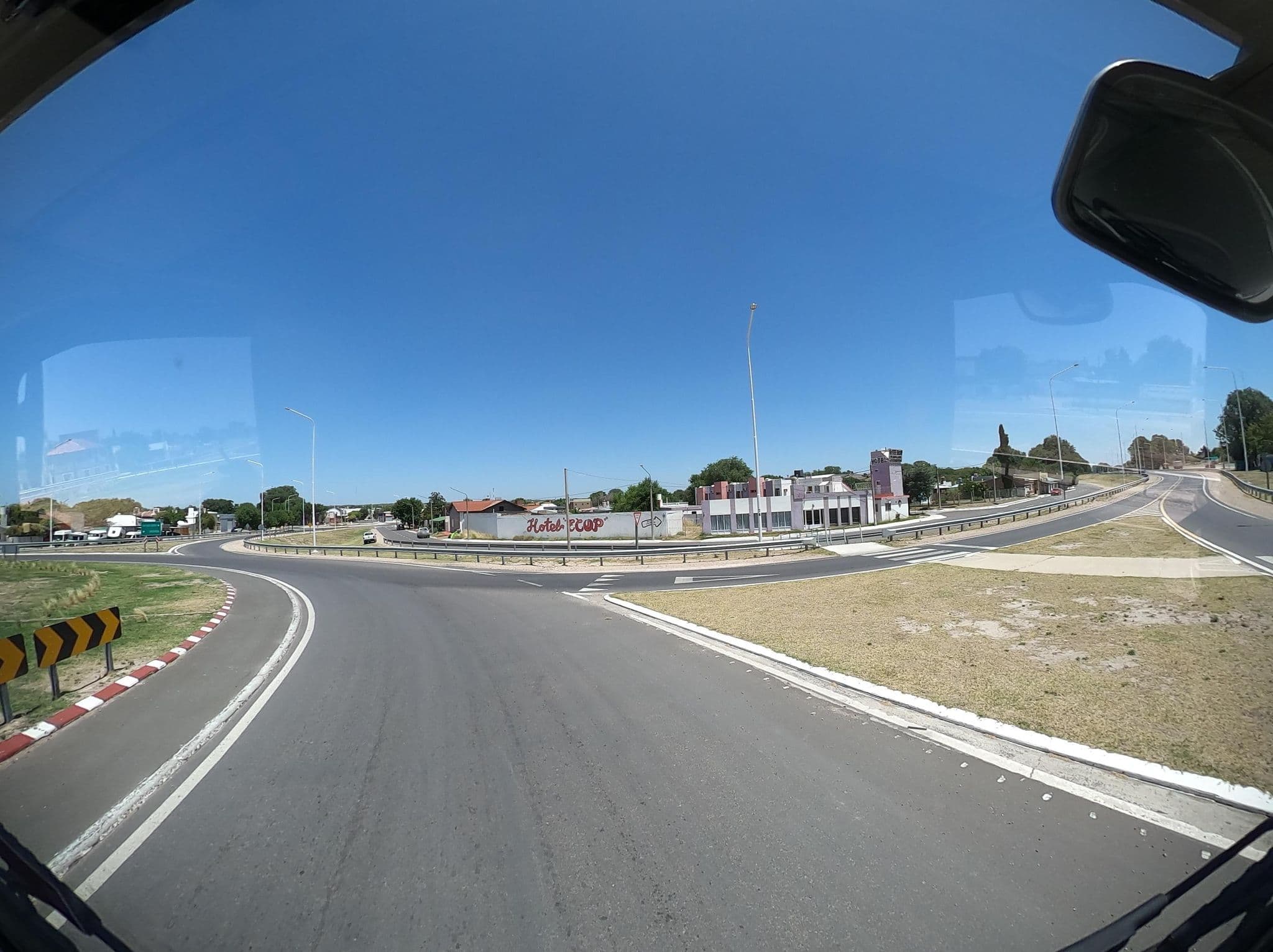 Street view near Ecop, General Acha — © santamariense (CC BY-SA · Mapillary)
