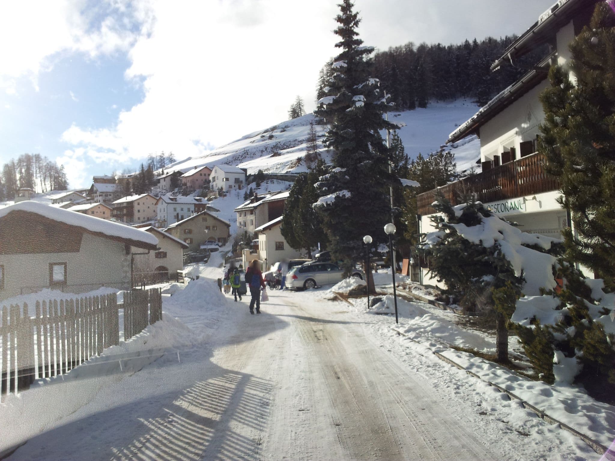 Street view near Chalamandrin, Scuol