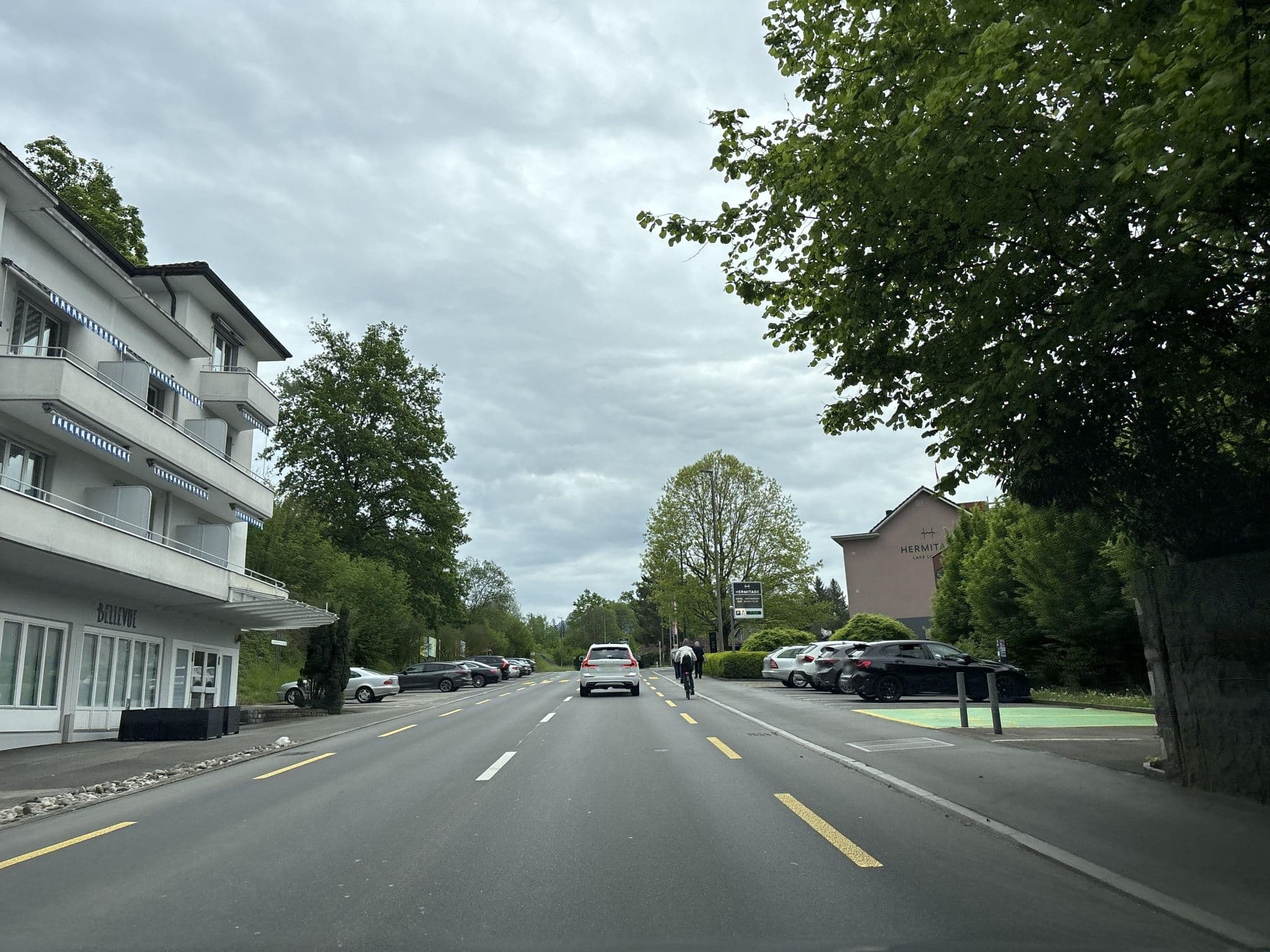 Street view near Bellevue, Meggen — © u001 (CC BY-SA · Mapillary)