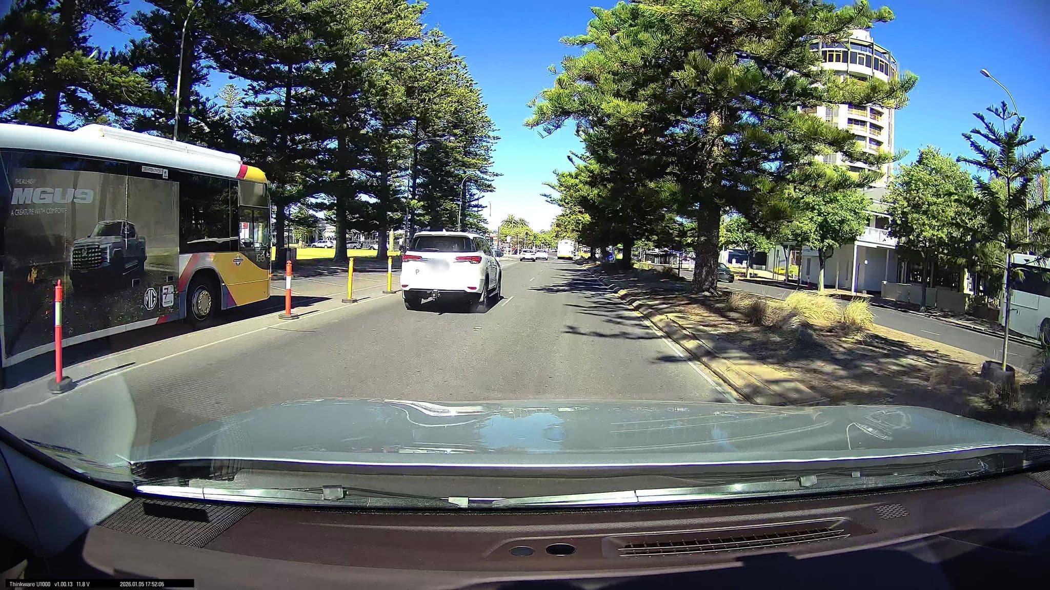 Street view near Bayview Apartments, Glenelg — © maxim752 (CC BY-SA · Mapillary)
