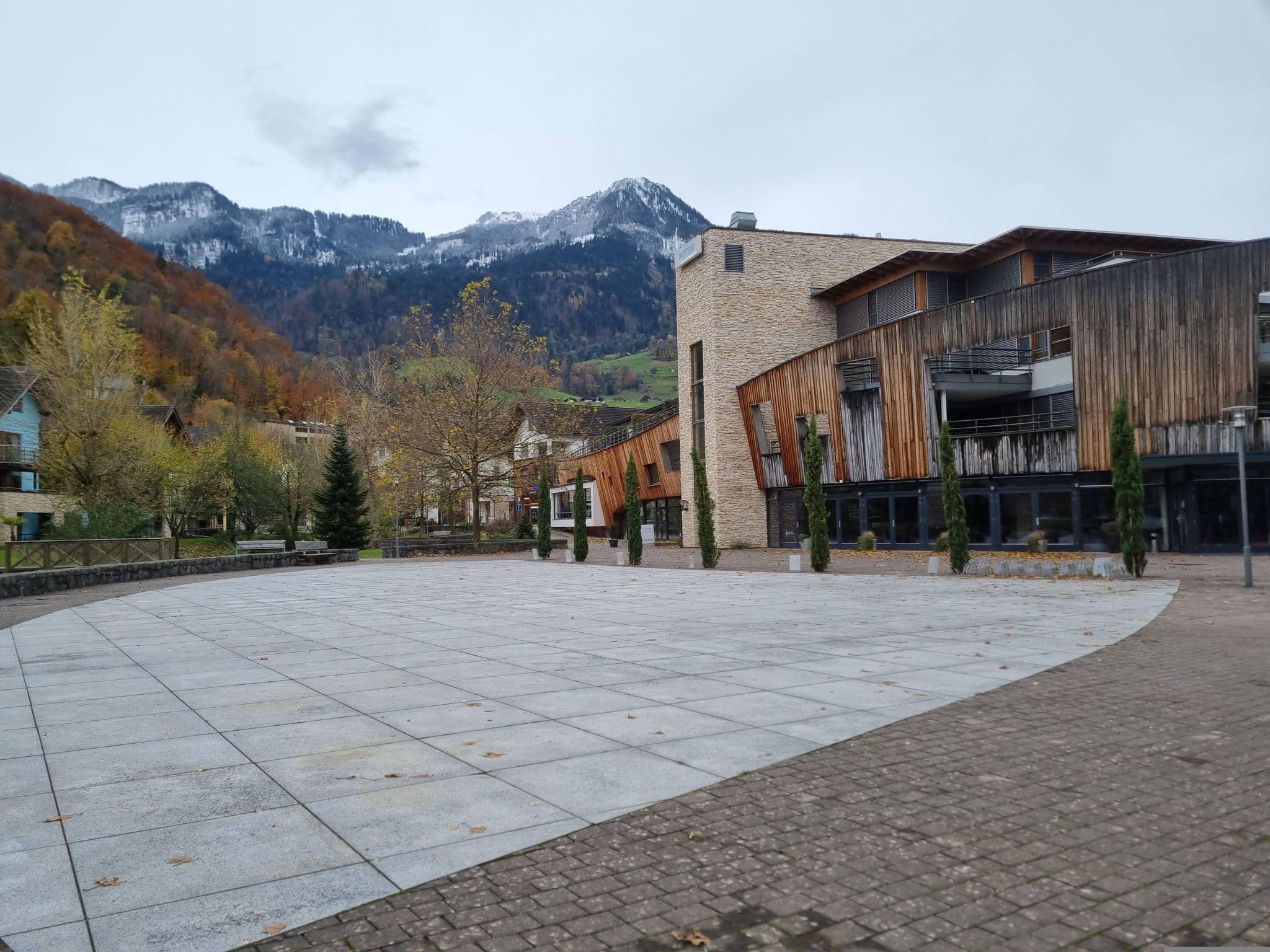 Street view near Marina Walensee, Quarten — © Yha1 (CC BY-SA · Mapillary)