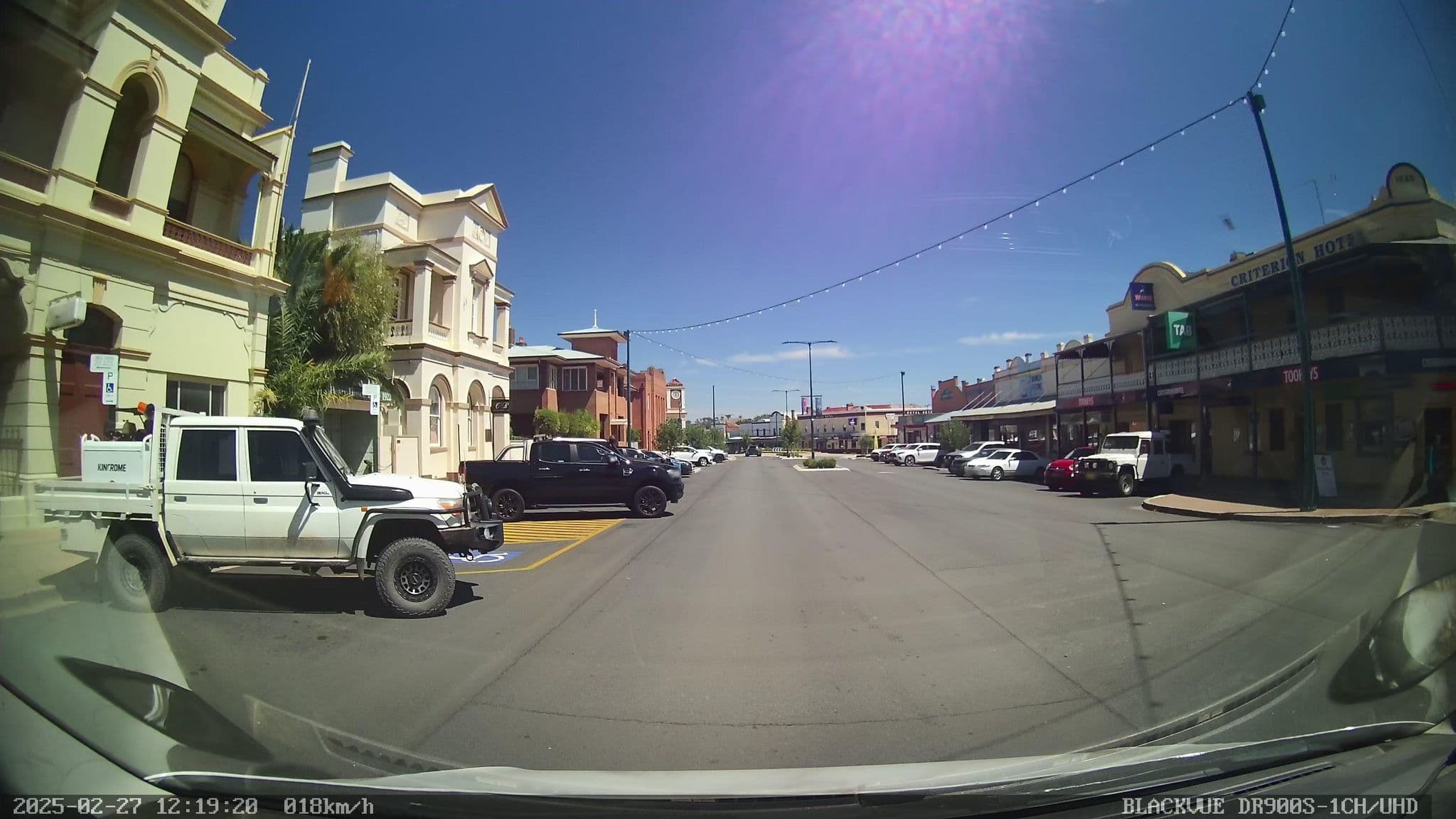 Street view near Criterion Hotel Grenfell, Grenfell — © bob3bob3 (CC BY-SA · Mapillary)
